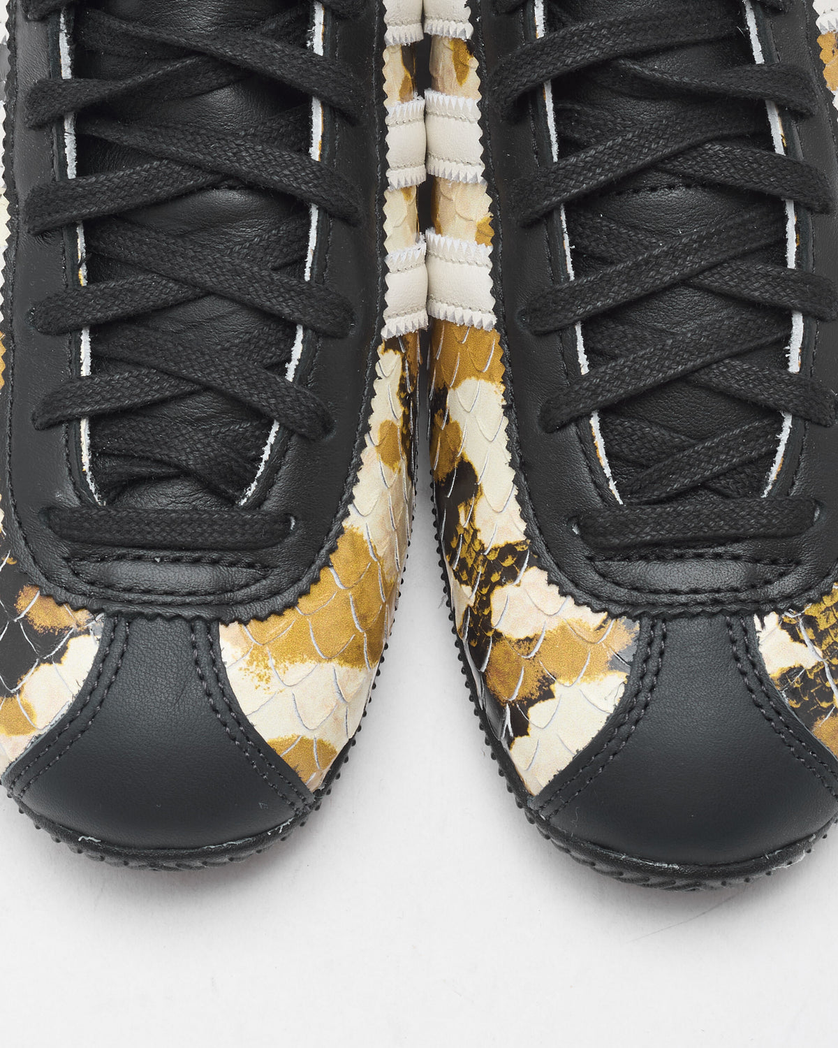 Sneakers adidas Originals Japan "Koi" - KK4977