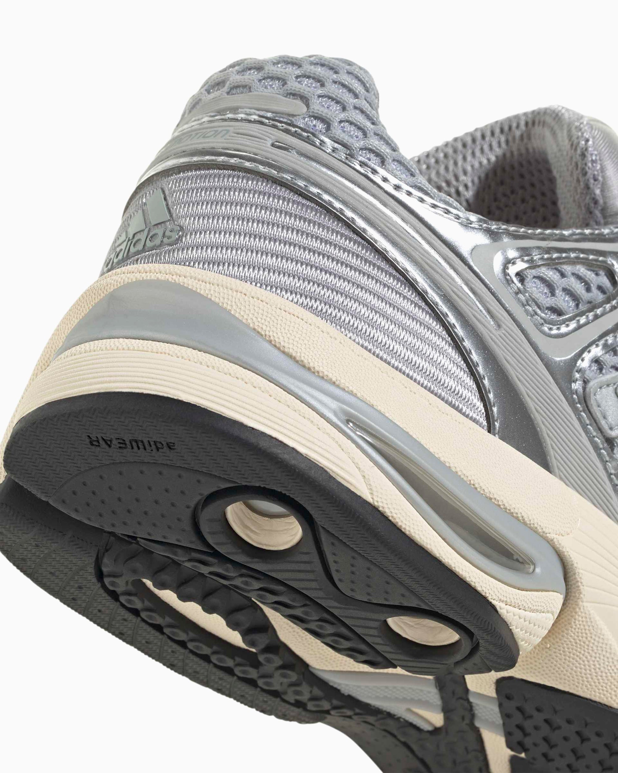 Sneakers adidas Originals Women's Adistar Control 5 - IH1800