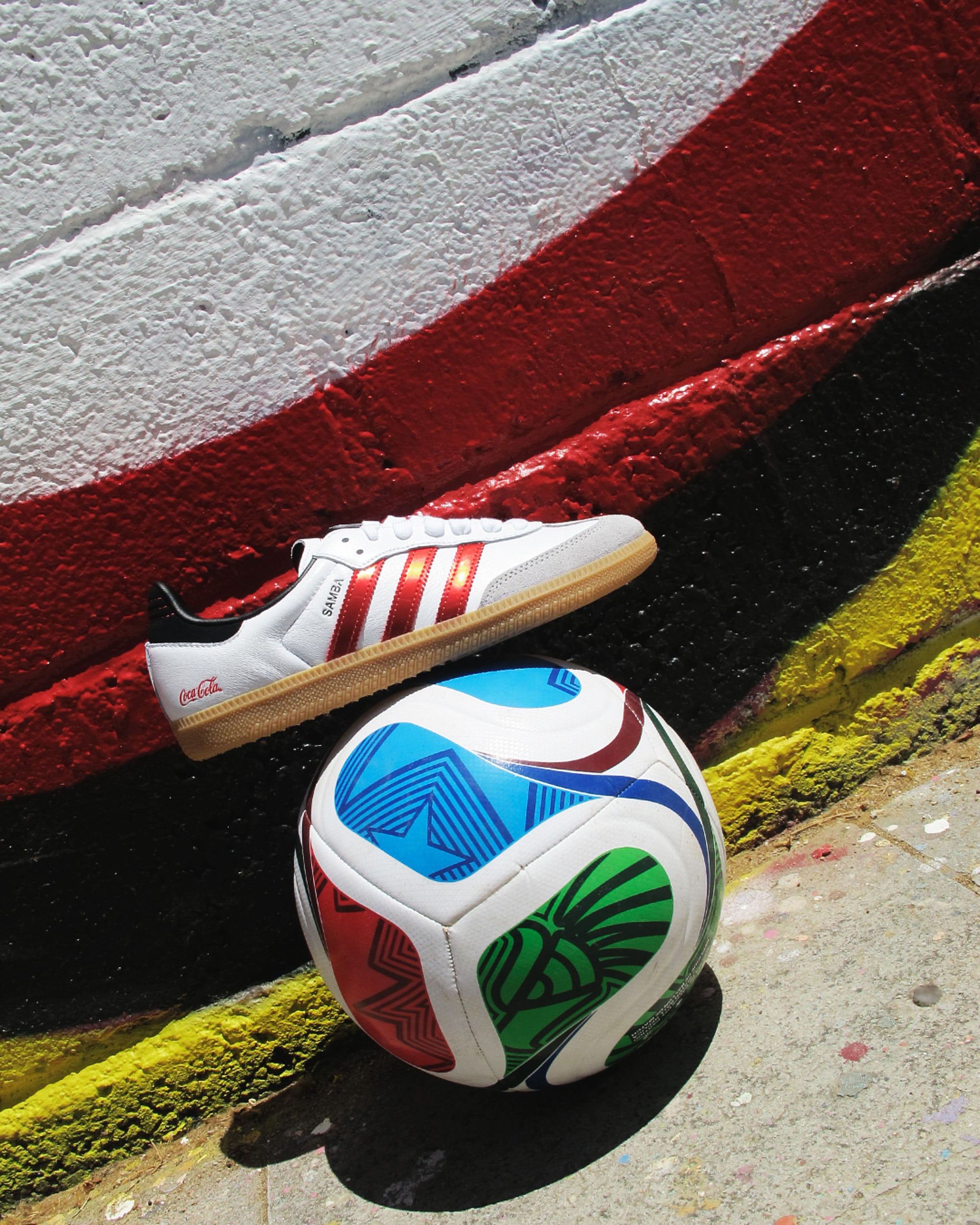 Sneakers adidas Originals x Coca-Cola Samba OG - KH6879