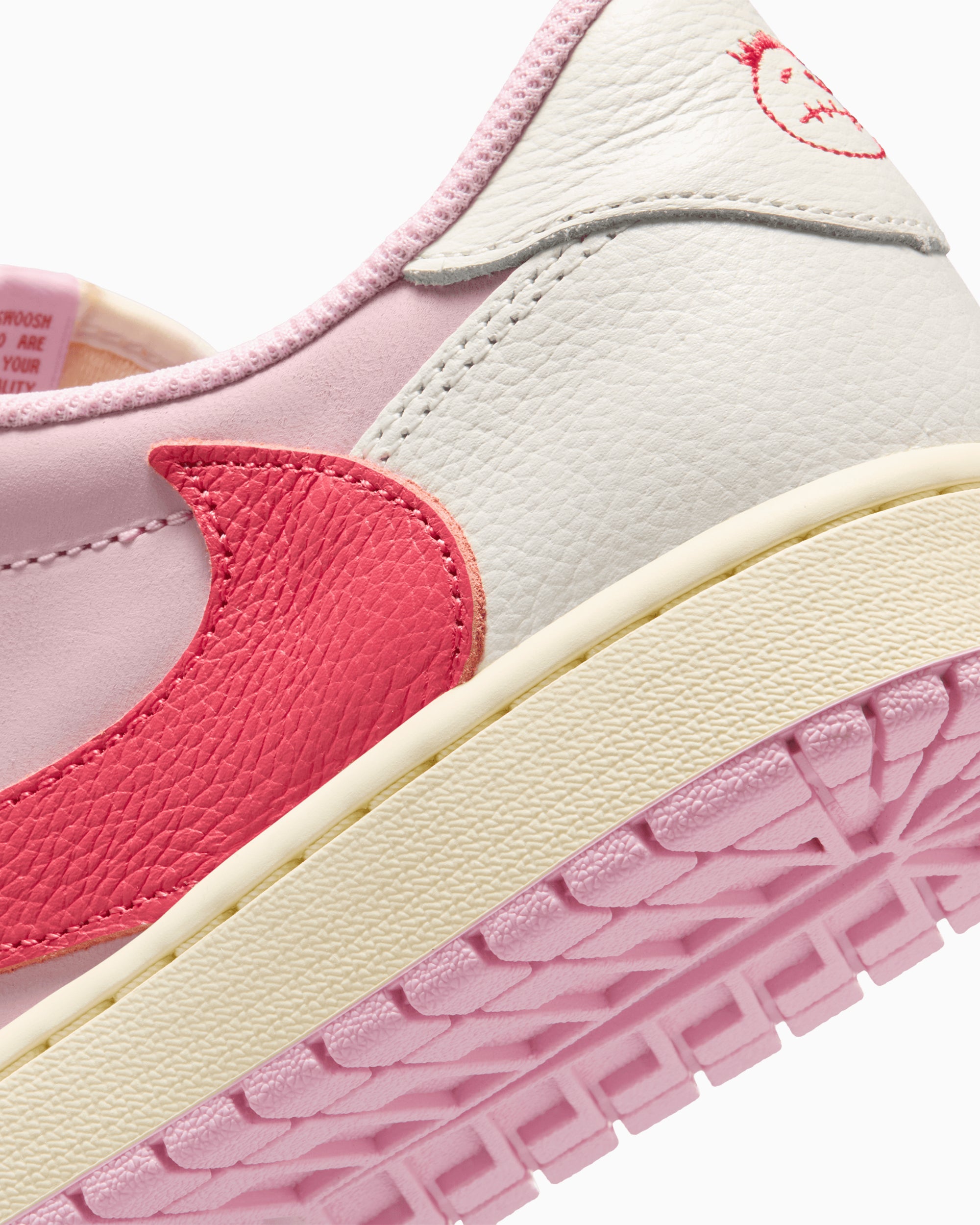 Sneakers Air Jordan x Travis Scott 1 Low Retro "Tropical Pink" - IQ7604-101