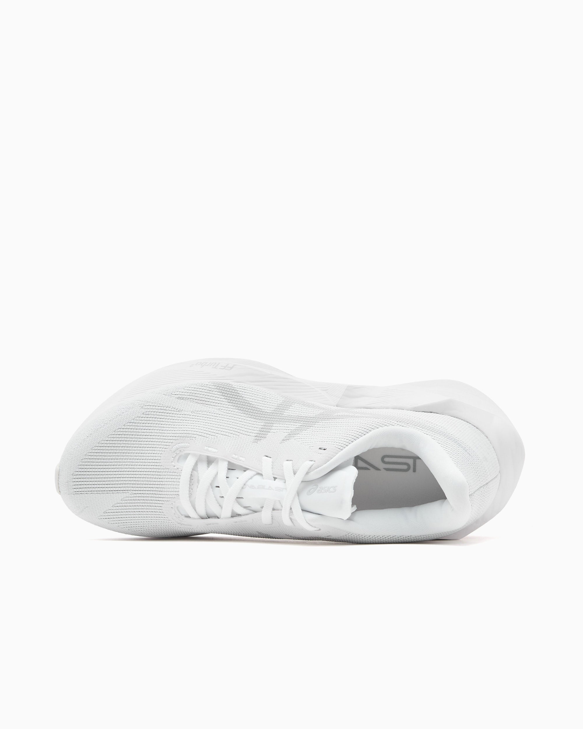 Sneakers ASICS Novablast 6 - 1011C243-100