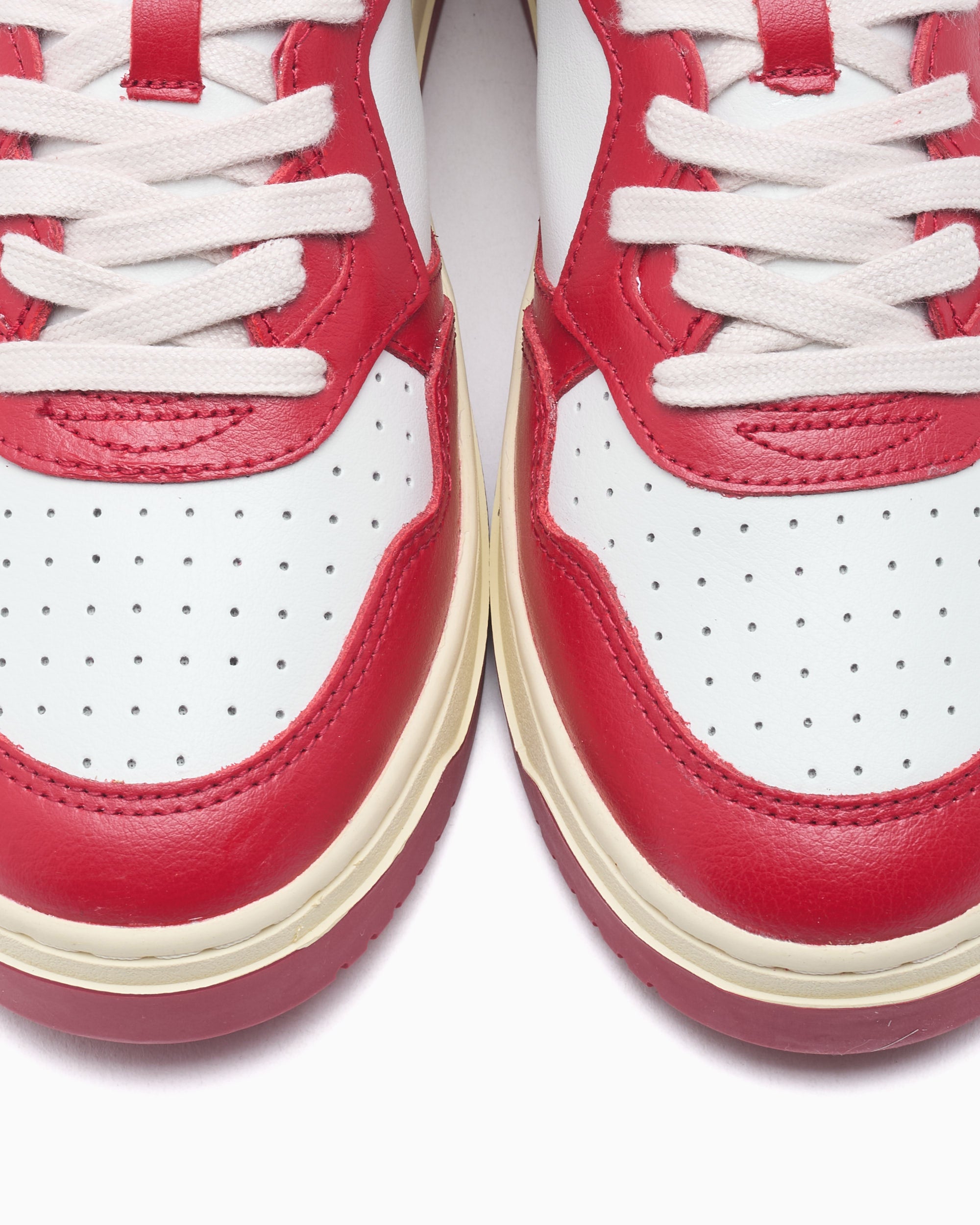 Sneakers Autry Medalist Low “Game Set Match!” - AULMBH07