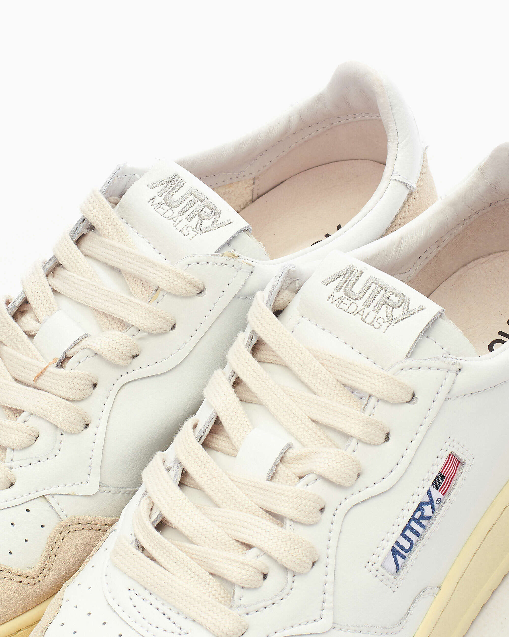 Sneakers Autry Medalist Low Suede - AULMLS33