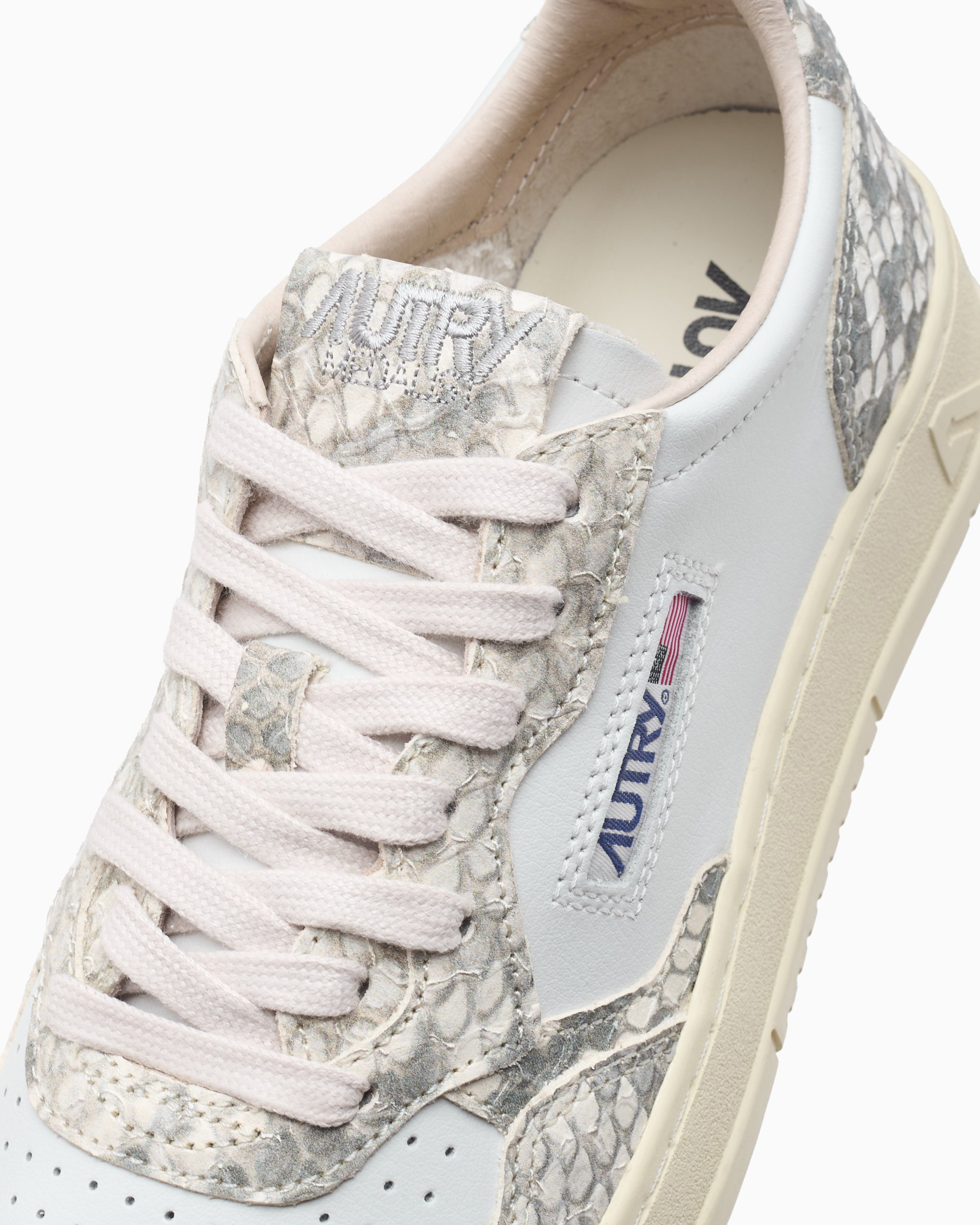 Sneakers Autry Women's Medalist Low - AULWVE01