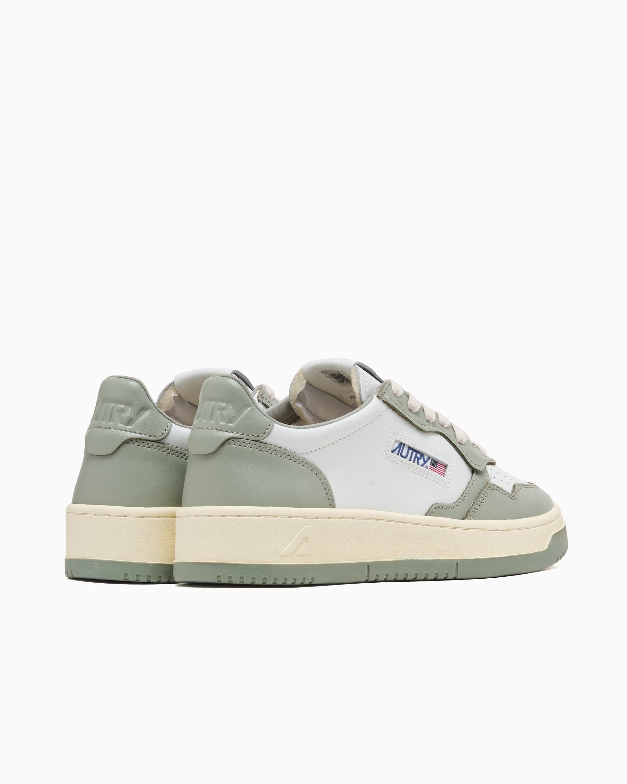 Sneakers Autry Women's Medalist Low Leather - AULWWB65