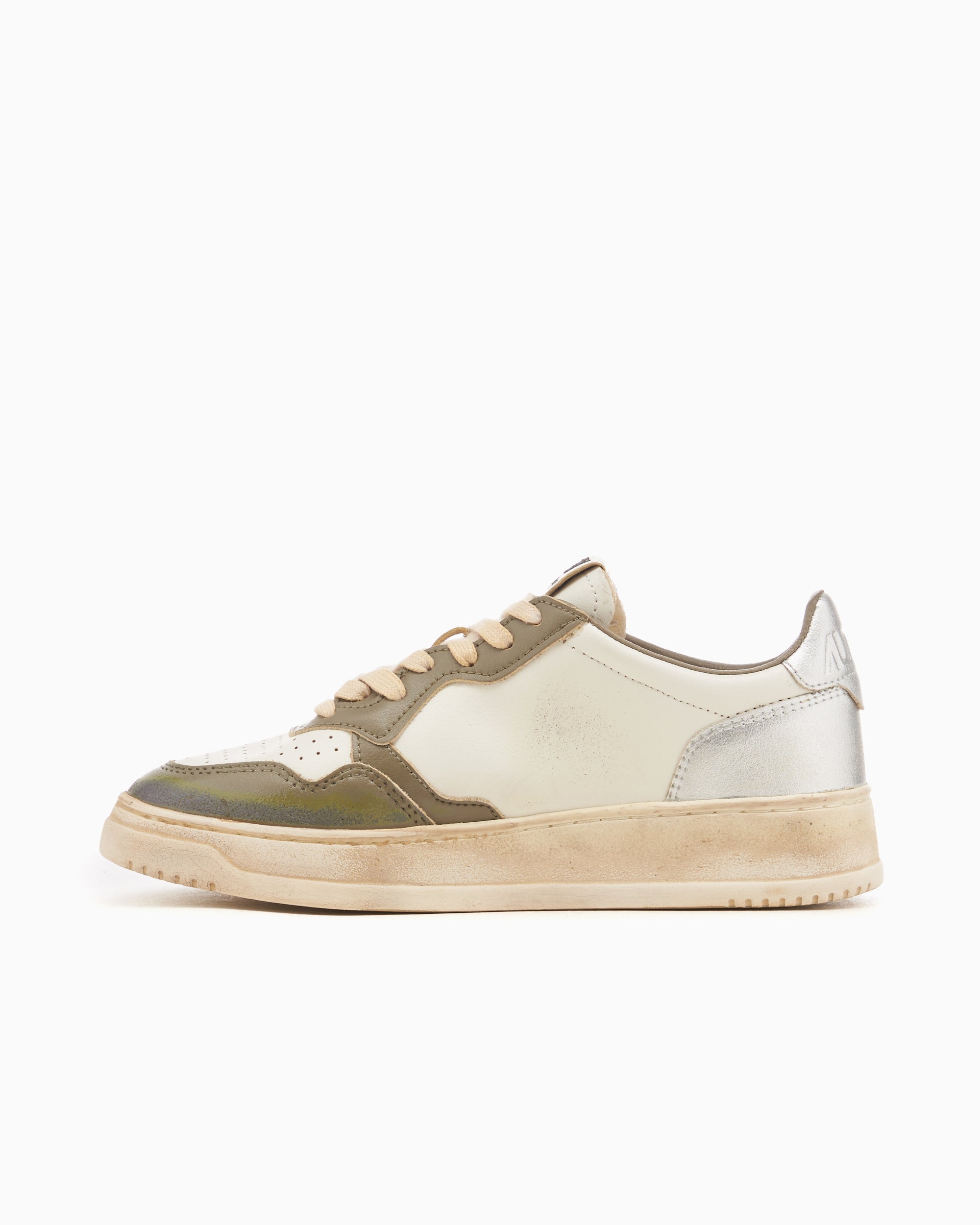 Sneakers Autry Women's Medalist Low Super Vintage Leather - AVLWSV50