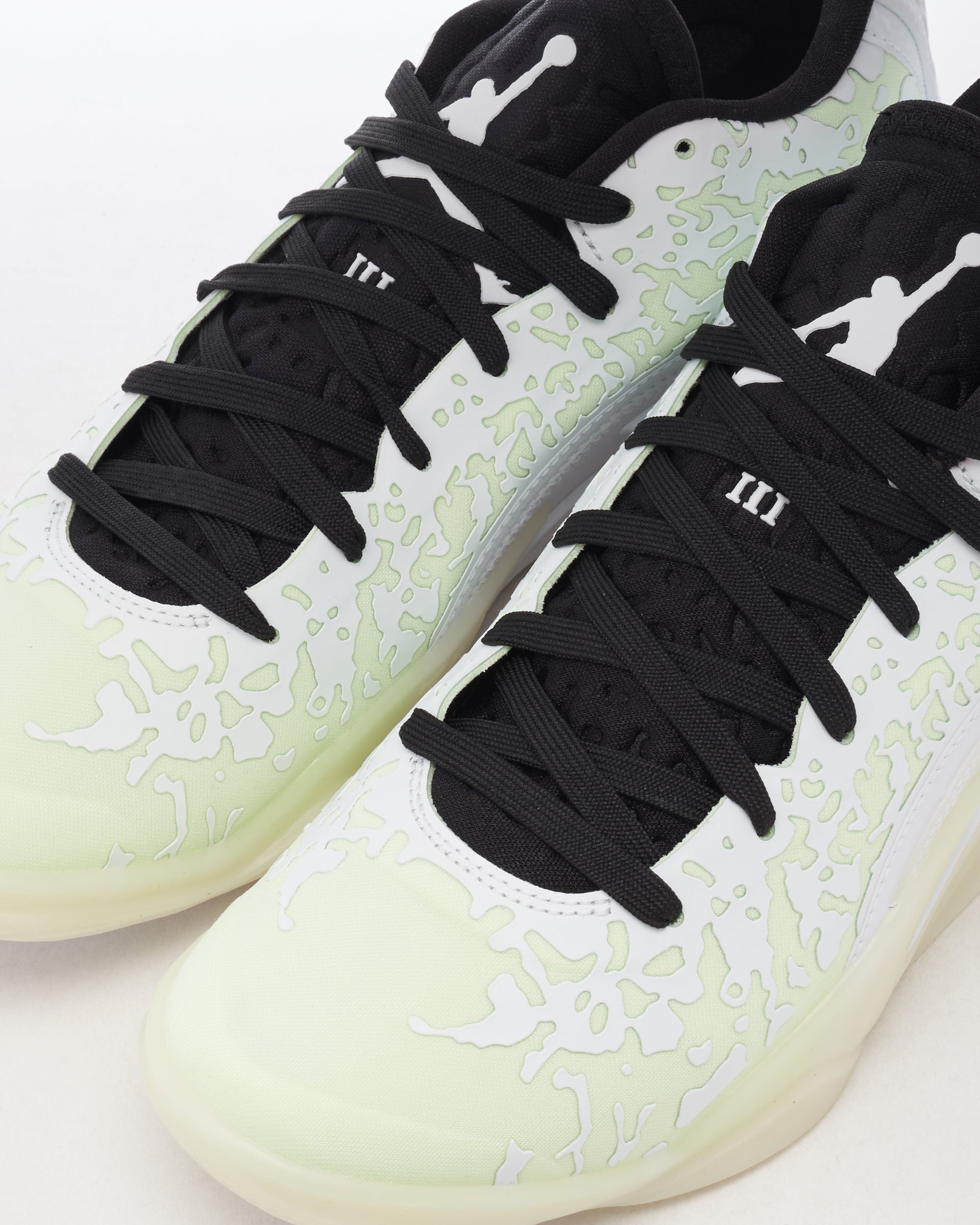 Sneakers Jordan Zion 3 - DR0675-110
