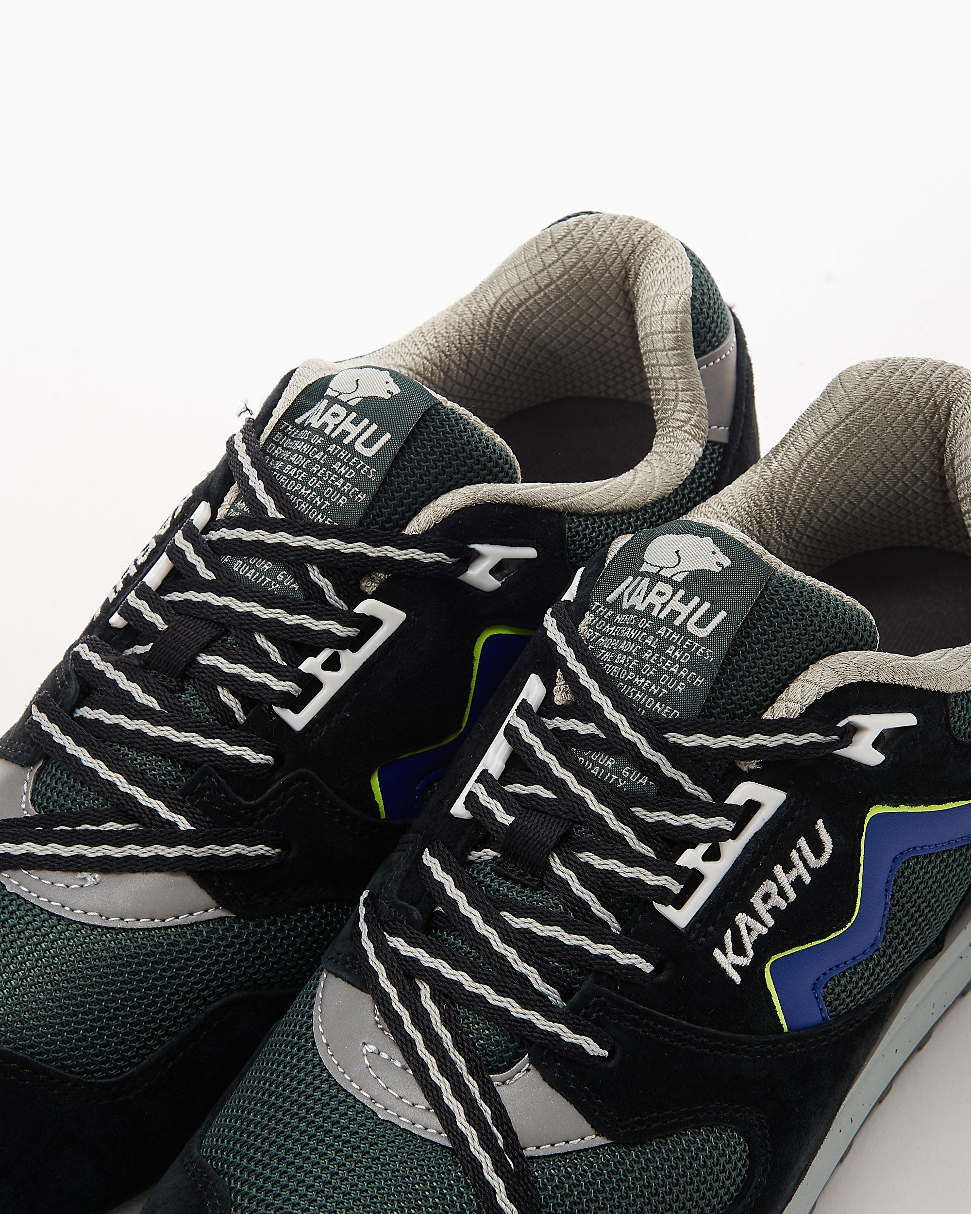 Sneakers Karhu Synchron Classic - F802673