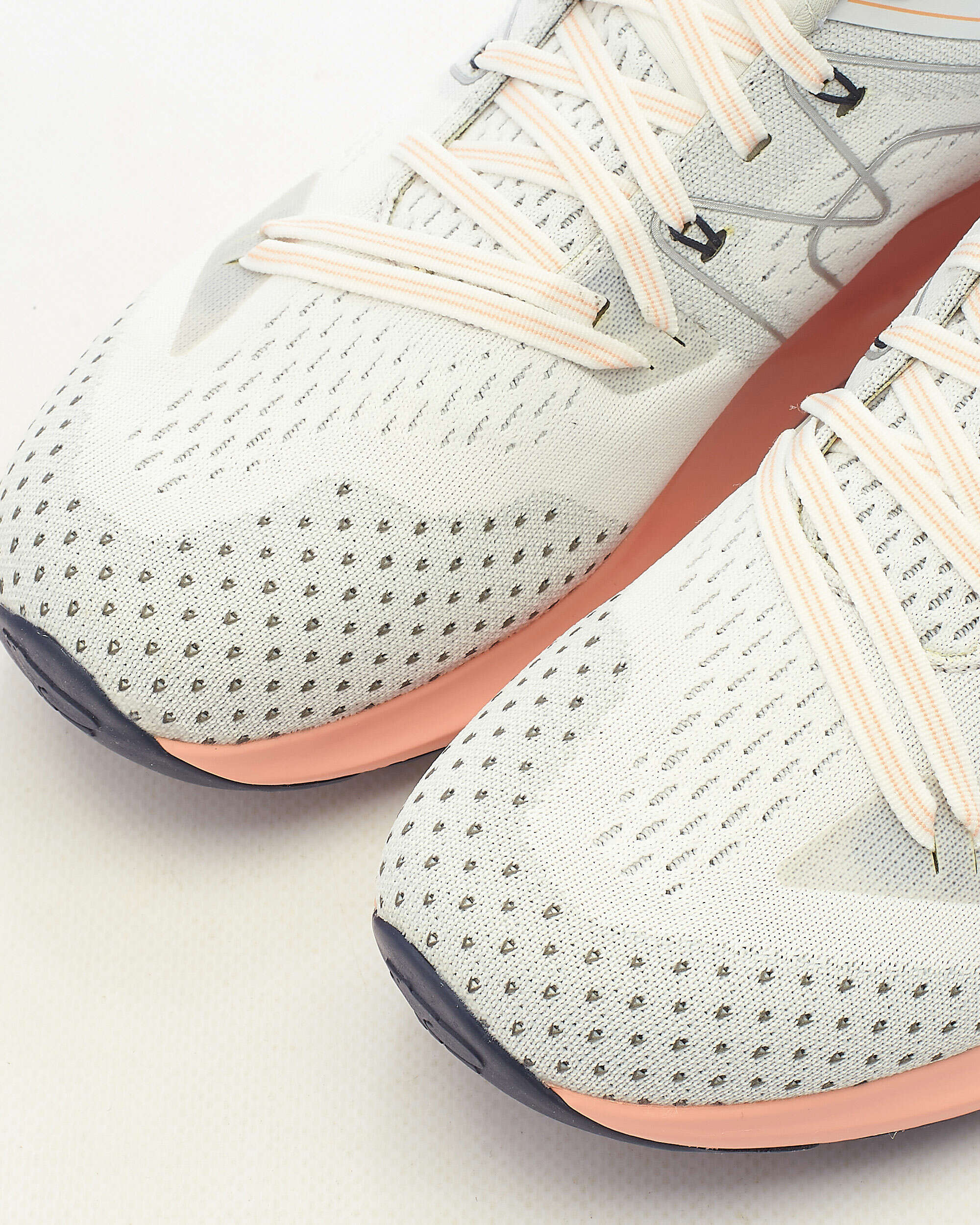 Sneakers Karhu Women's Synchron Ortix - F200298