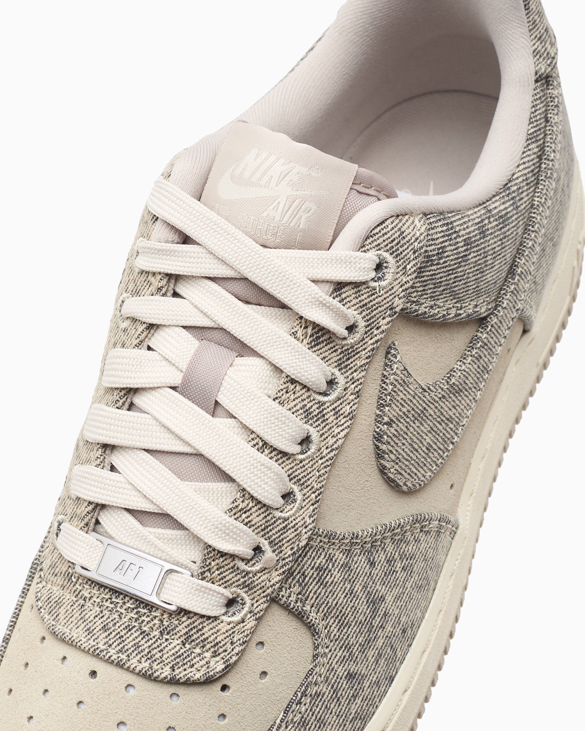 Sneakers Nike Air Force 1 '07 LV8 "Desert Denim" - IR0951-201