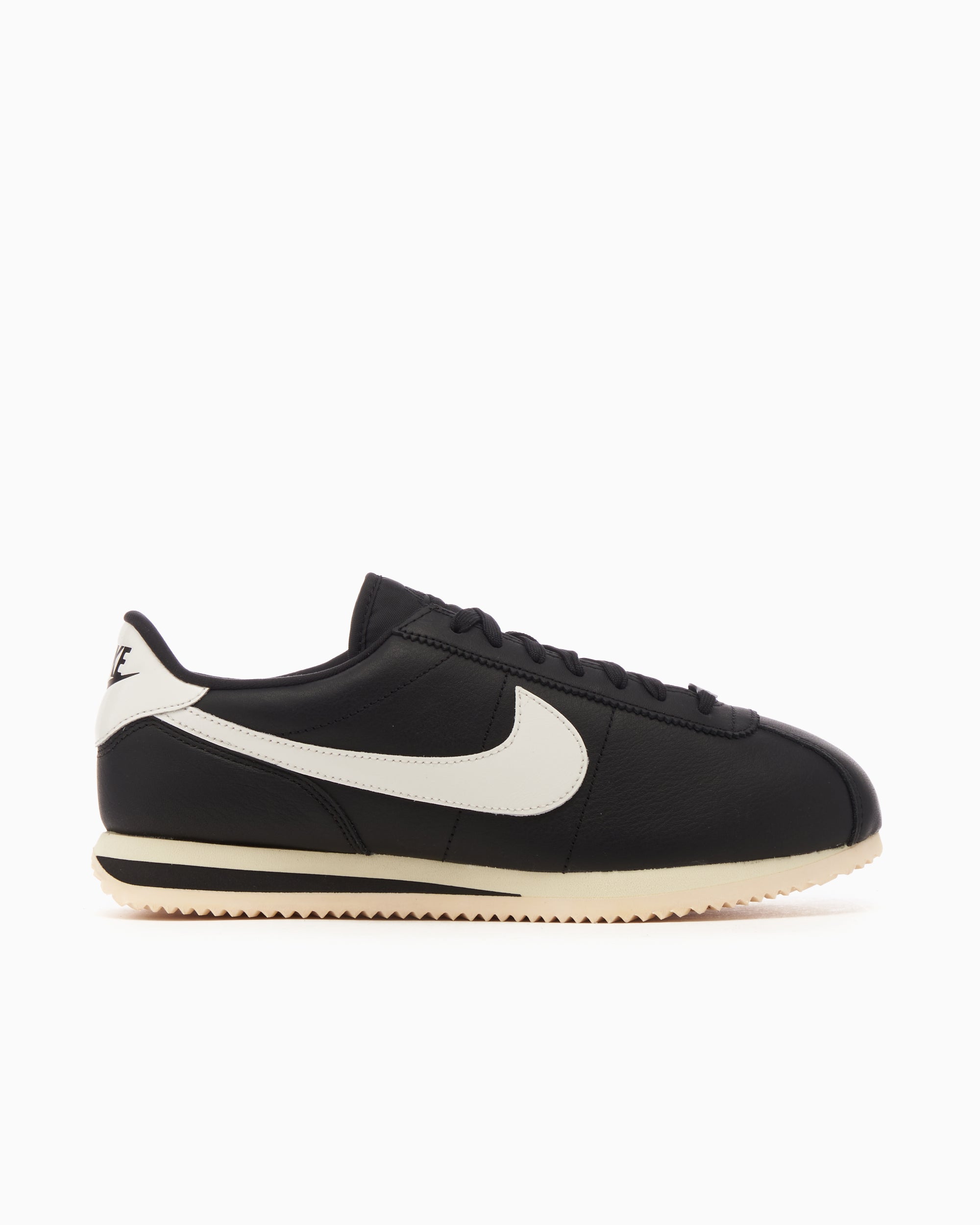 Sneakers Nike Cortez 23 Premium "Black And Sail" - FB6877-001