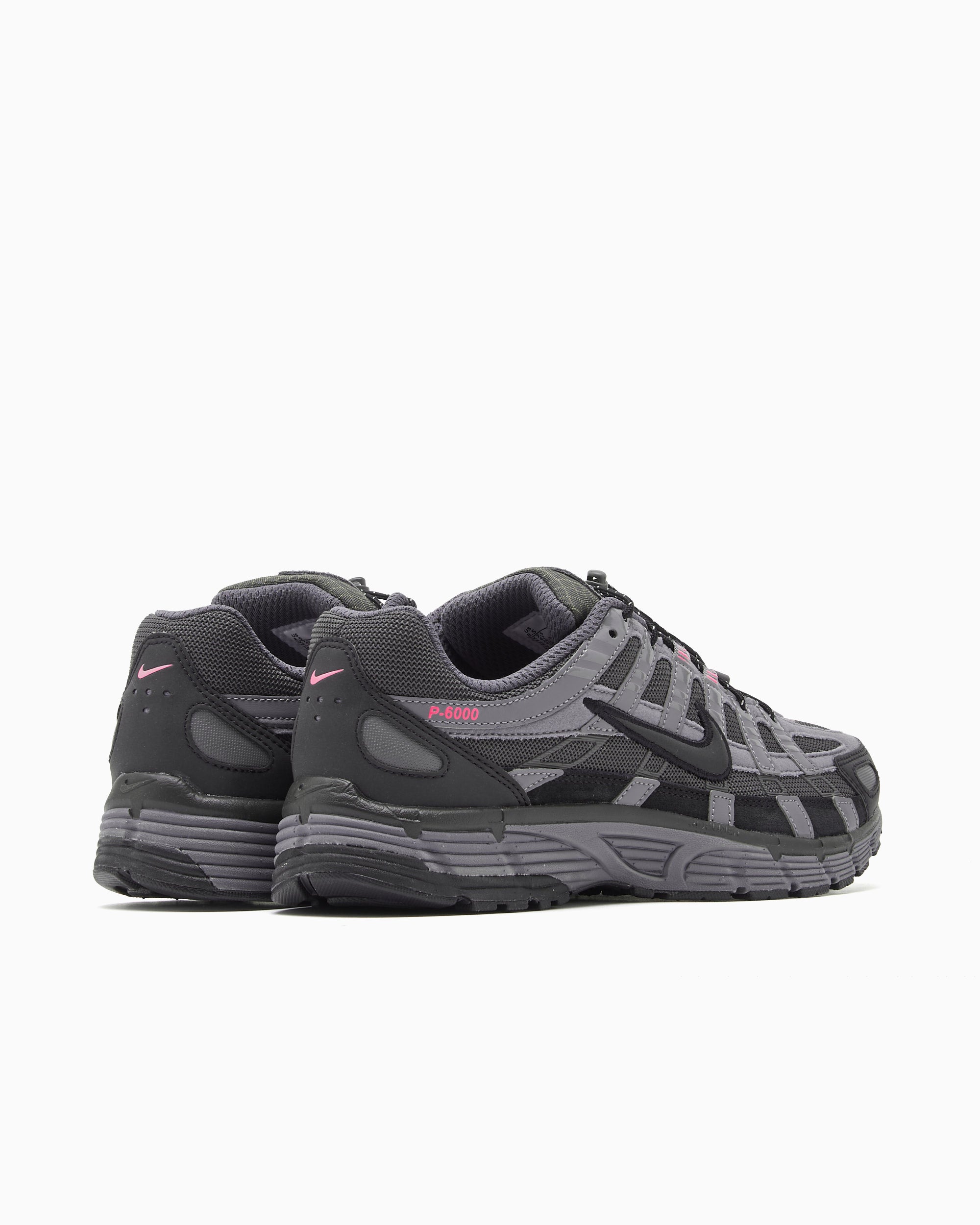 Sneakers Nike P-6000 - HQ3818-200