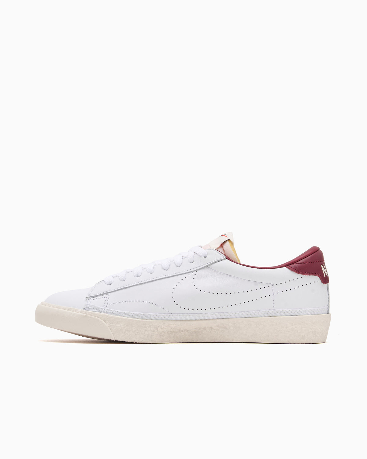 Sneakers Nike Tennis Classic AC - IX6289-101