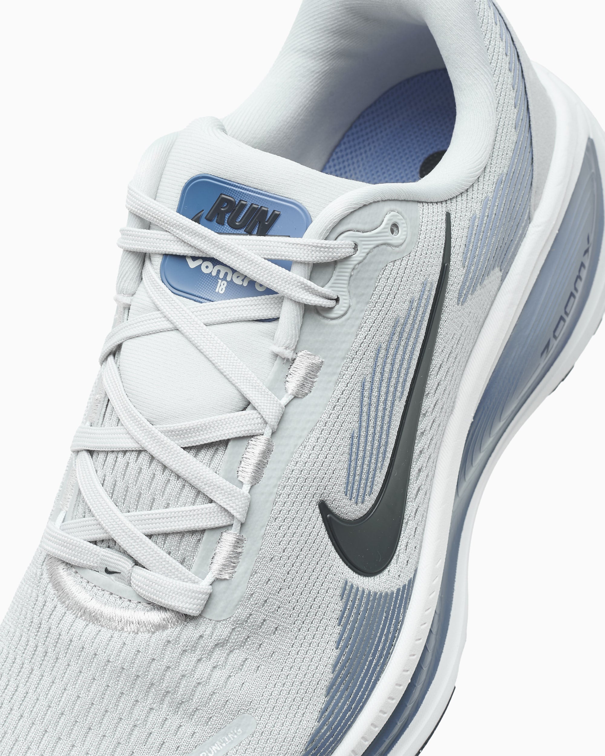 Sneakers Nike Vomero 18 - HM6803-015