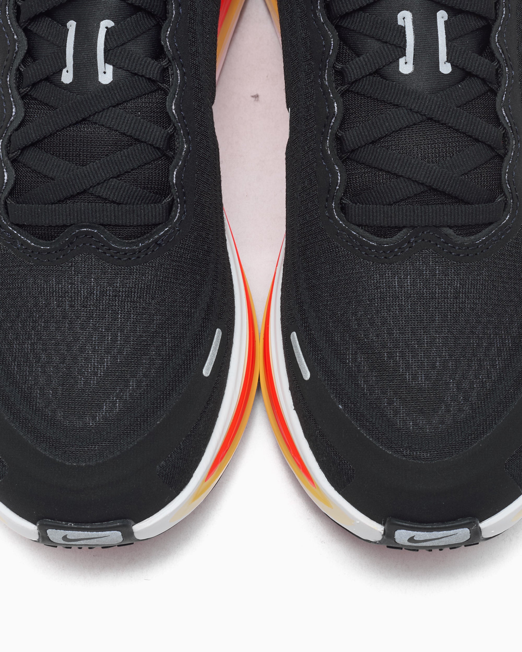 Sneakers Nike Vomero Plus - HV8150-009