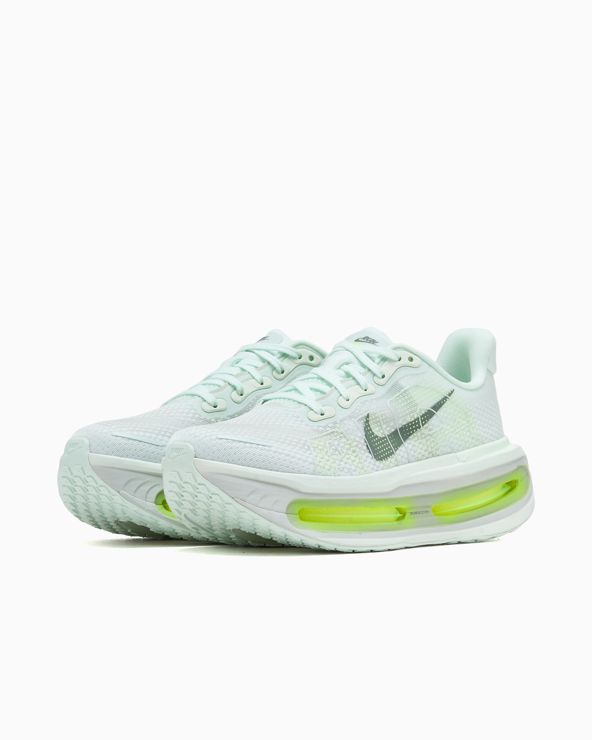 Sneakers Nike Vomero Premium - HQ2050-300