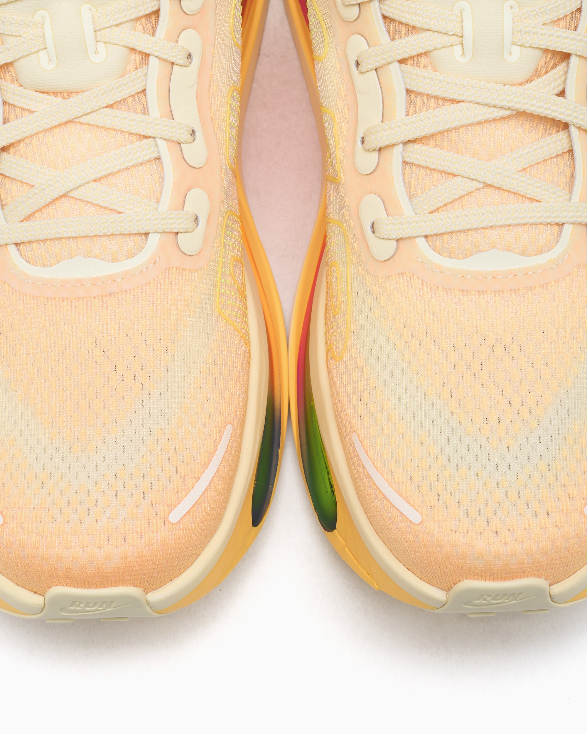 Sneakers Nike Vomero Premium - HQ2050-701