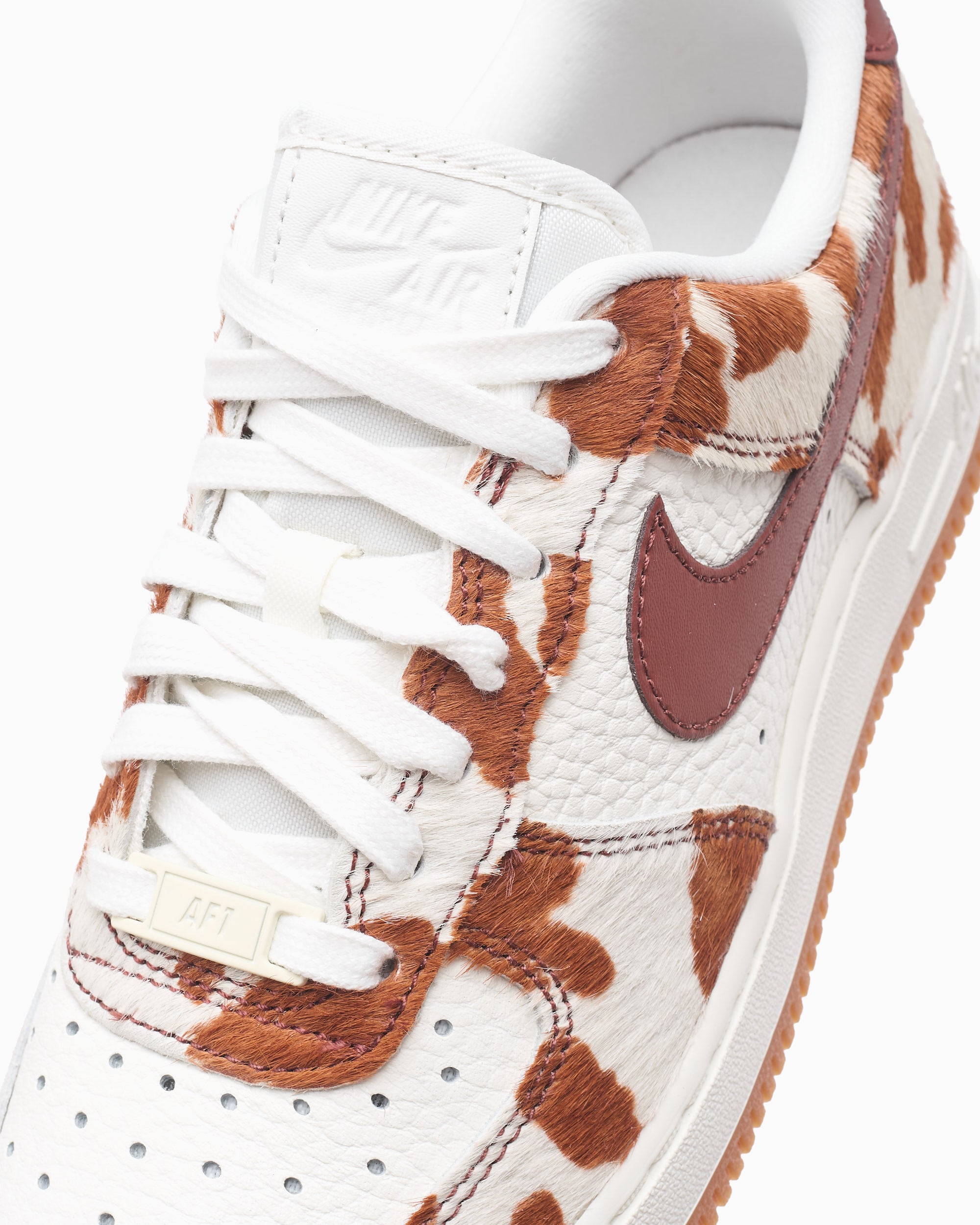 Sneakers Nike Women's Air Force 1 '07 "Cow" - IO0442-200