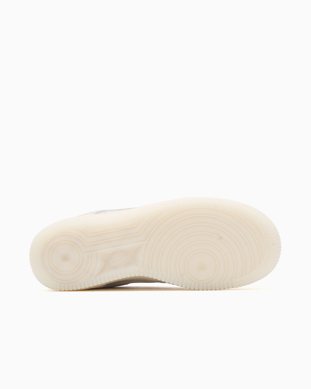 Sneakers Nike Women's Air Force 1 '07 SE "Suede" - IQ0136-100