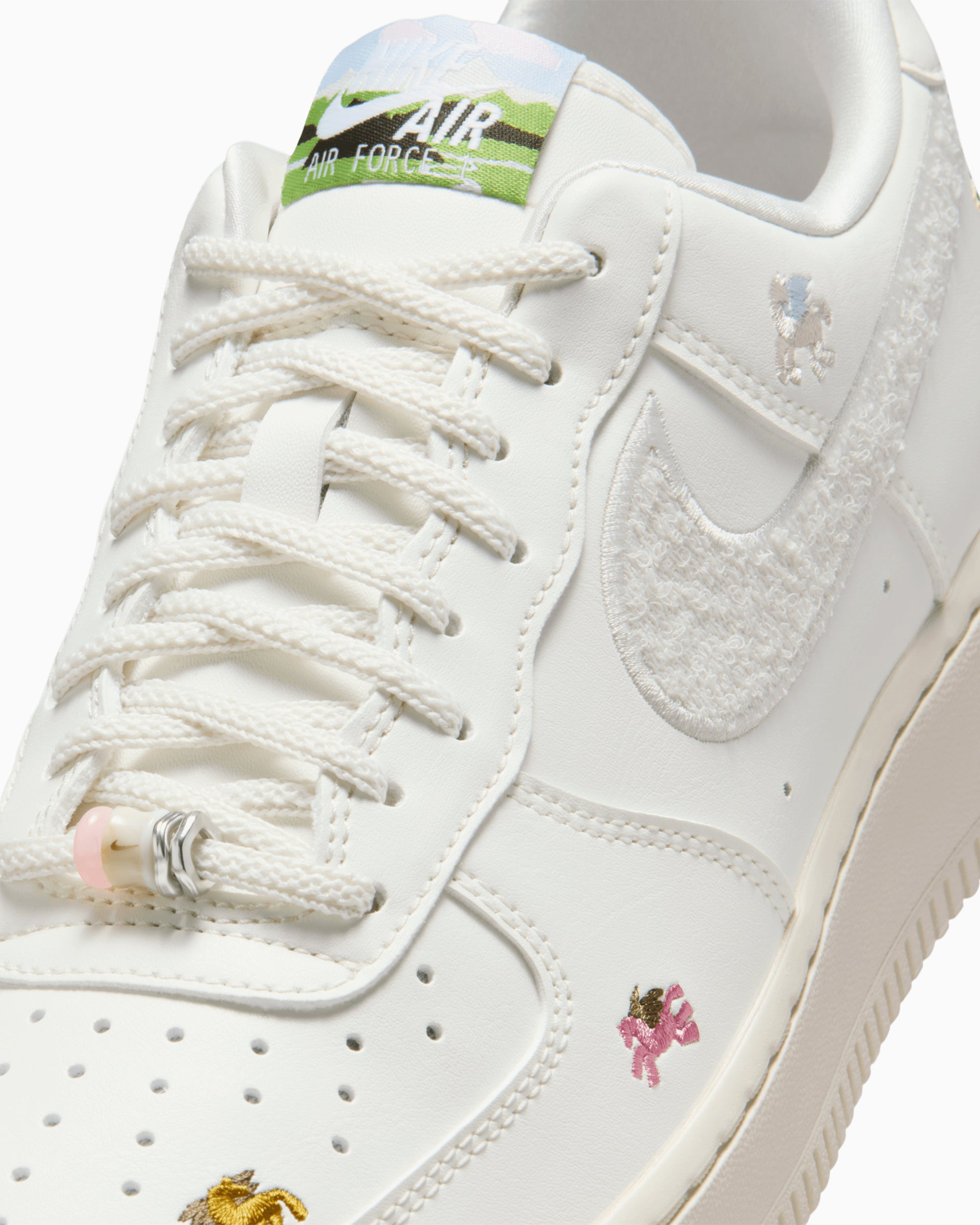 Sneakers Nike Women's Air Force 1 '07 SE "Year of the Horse" - IQ1143-100