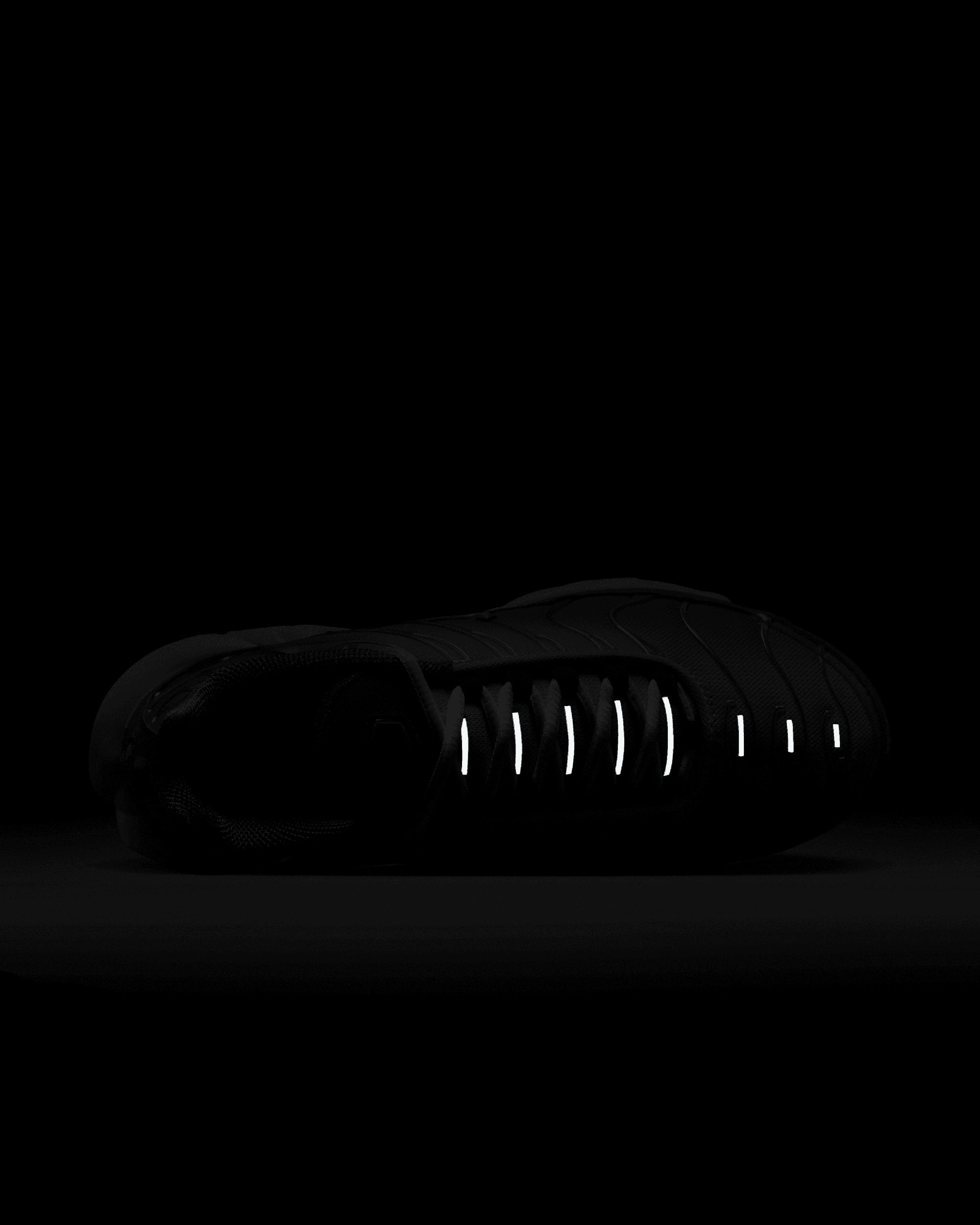 Sneakers Nike Women's Air Max Plus "Violet Dust" - FN8007-500