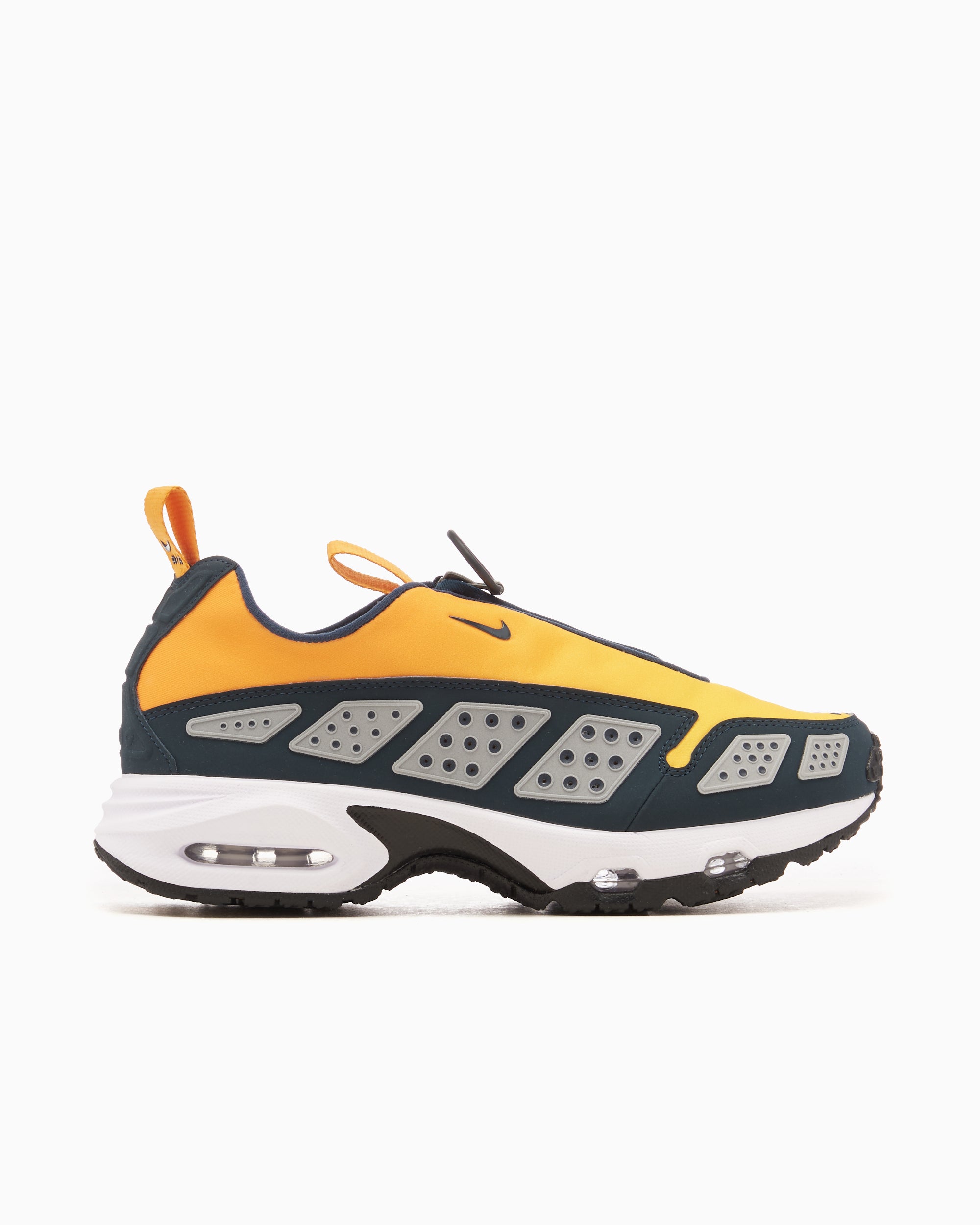 Sneakers Nike Women's Air Max SNDR "Canyon Gold" - HJ8080-700