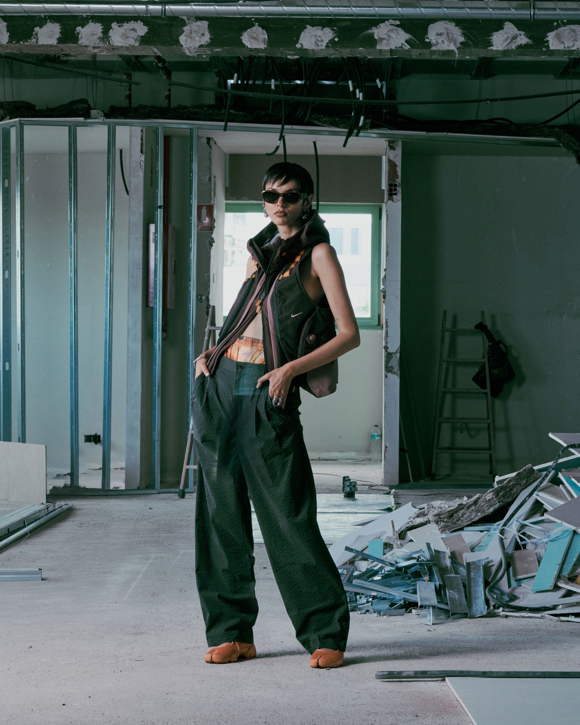 Sneakers Nike Women's Air Rift "Healing Orange" - HM8288-800