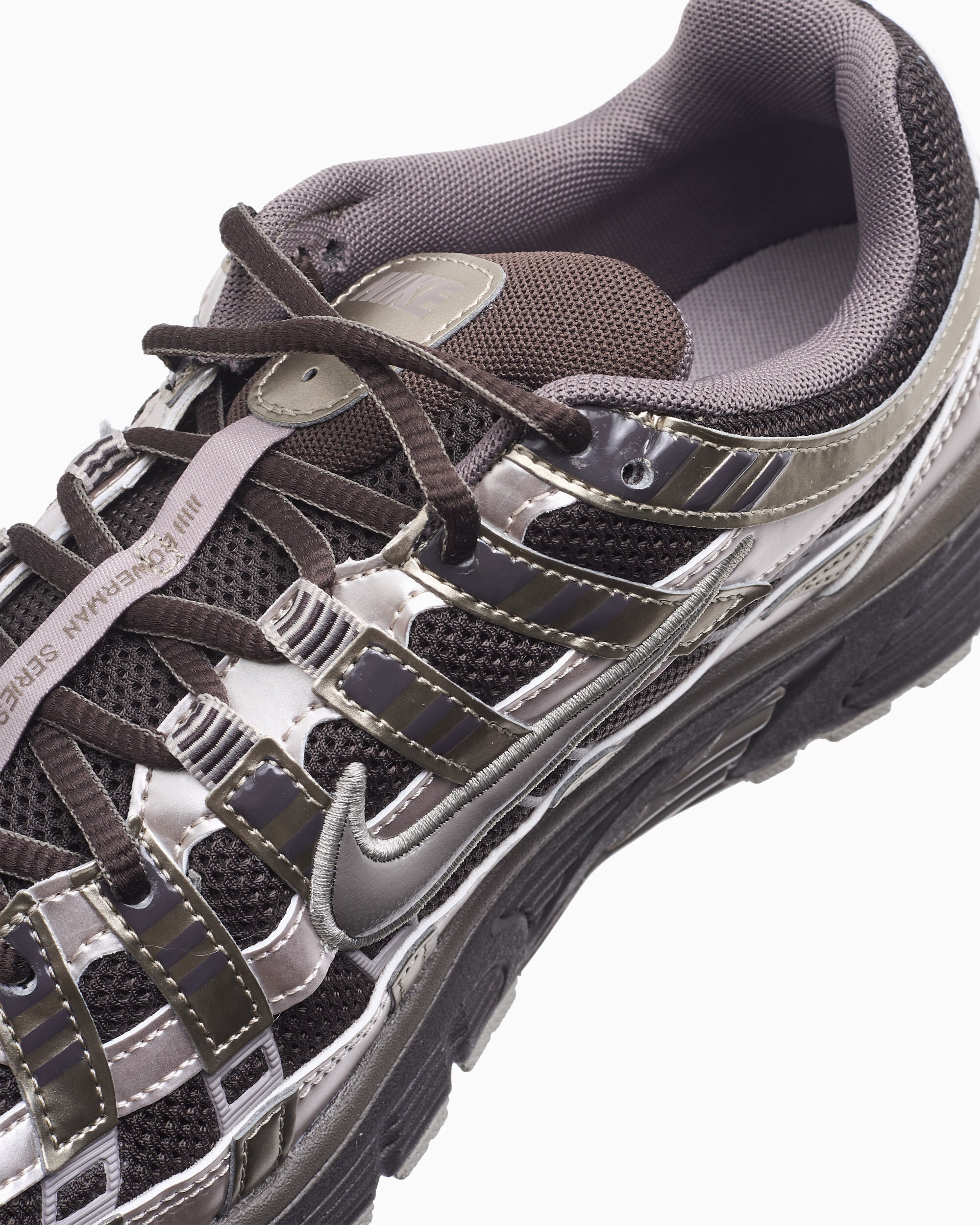 Sneakers Nike Women's P-6000 - IO3496-200