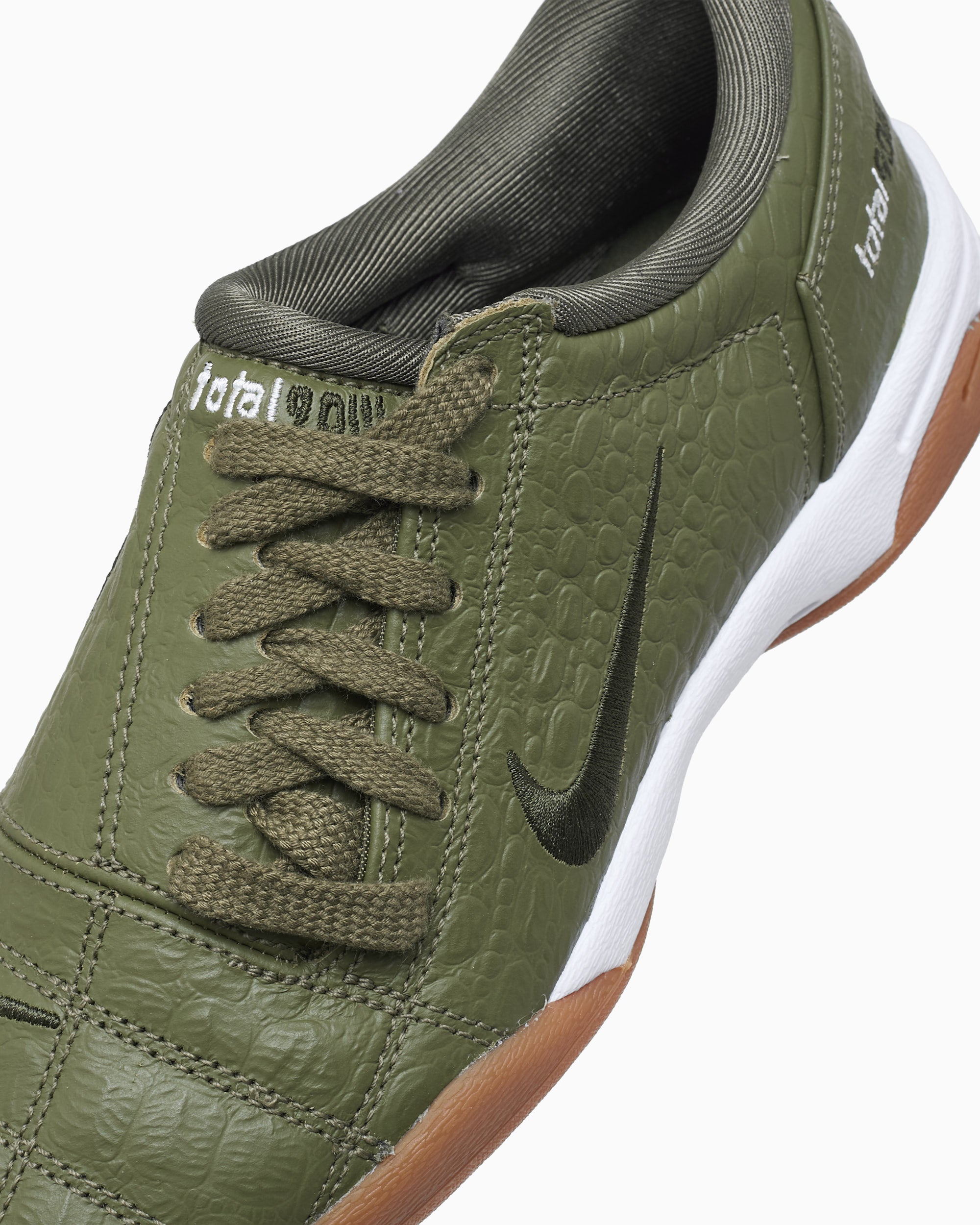 Sneakers Nike Women's Total 90 - IF3947-200