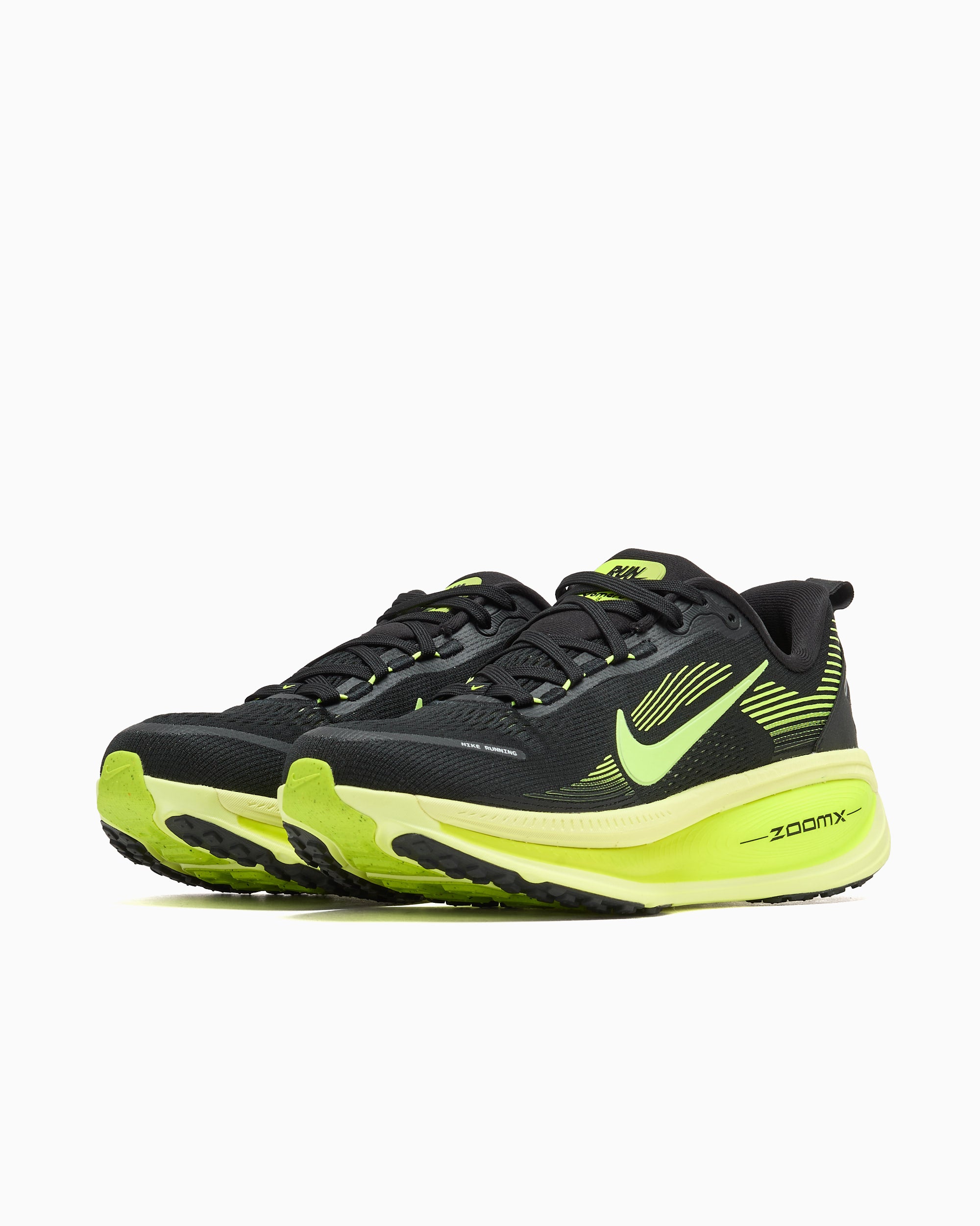 Sneakers Nike Women's Vomero 18 - HM6804-008