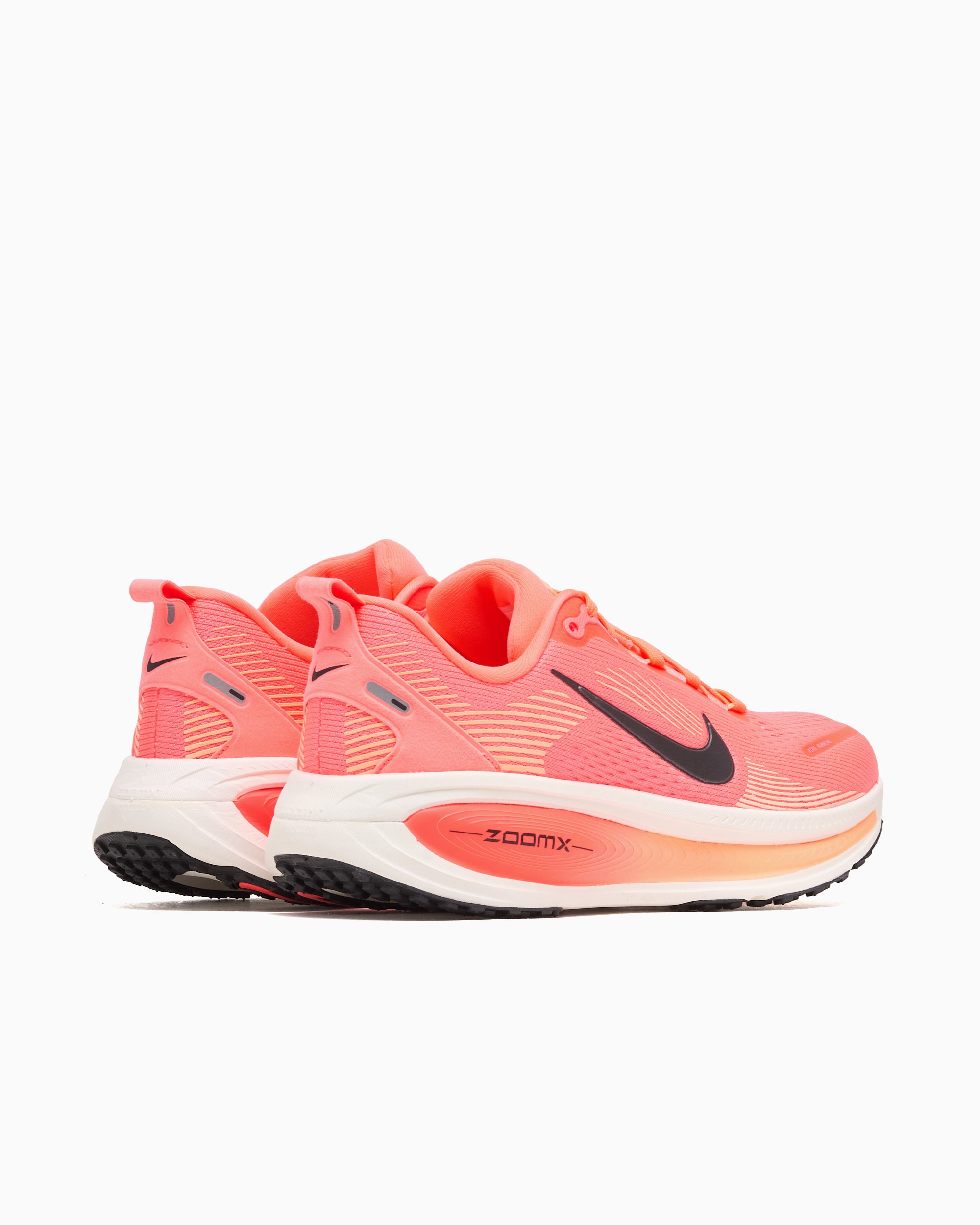 Sneakers Nike Women's Vomero 18 - HM6804-803