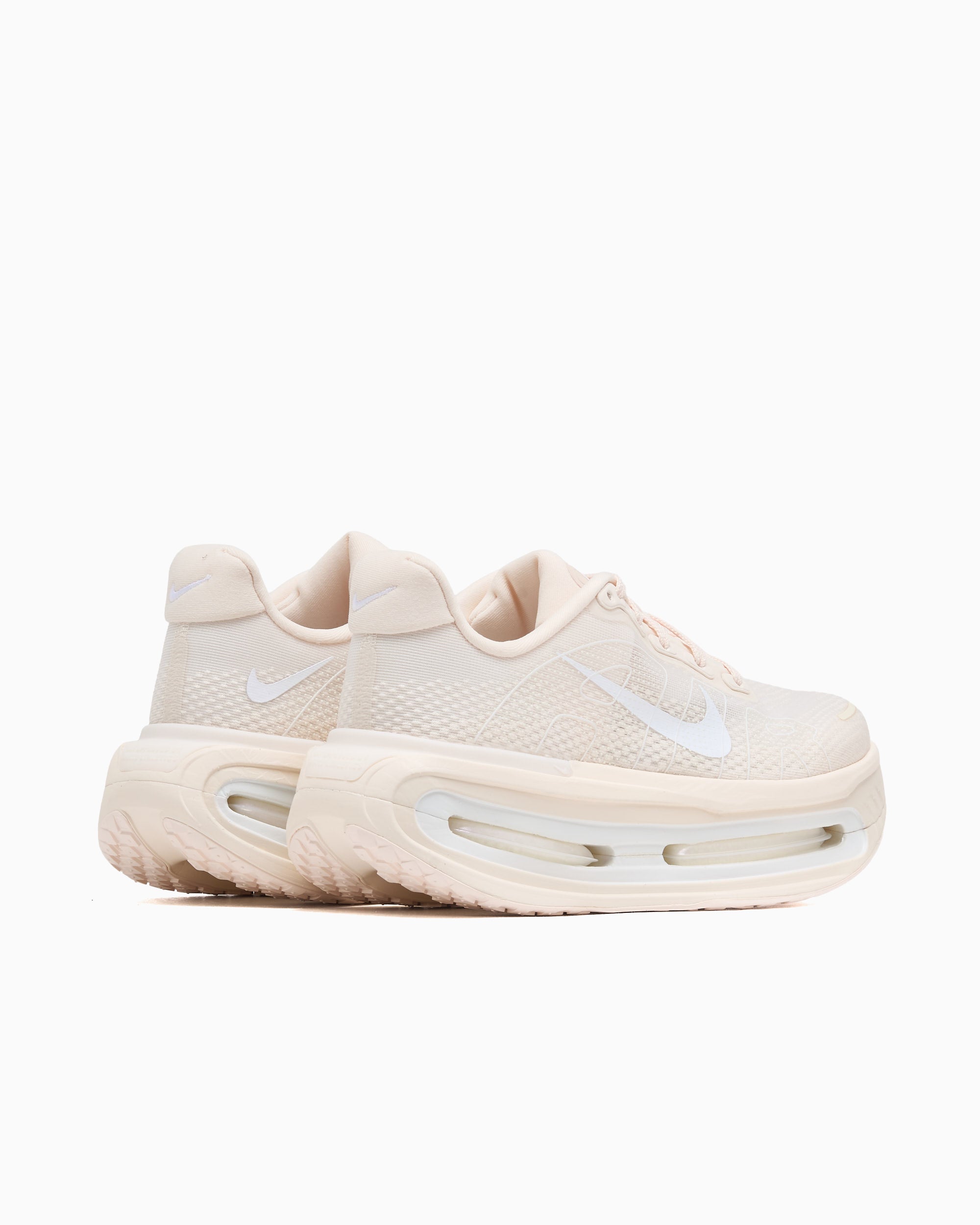Sneakers Nike Women's Vomero Premium "Chalk" - IQ8102-100