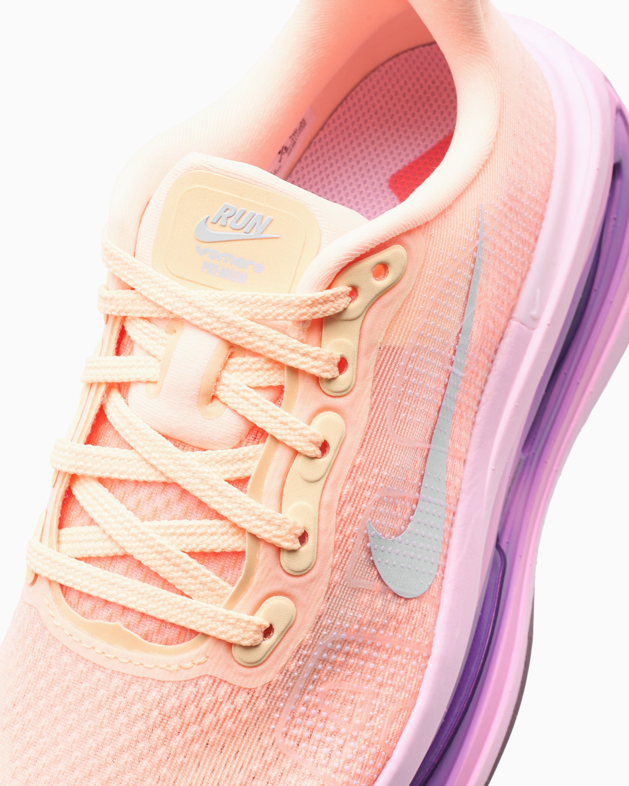 Sneakers Nike Women's Vomero Premium - HM5973-801