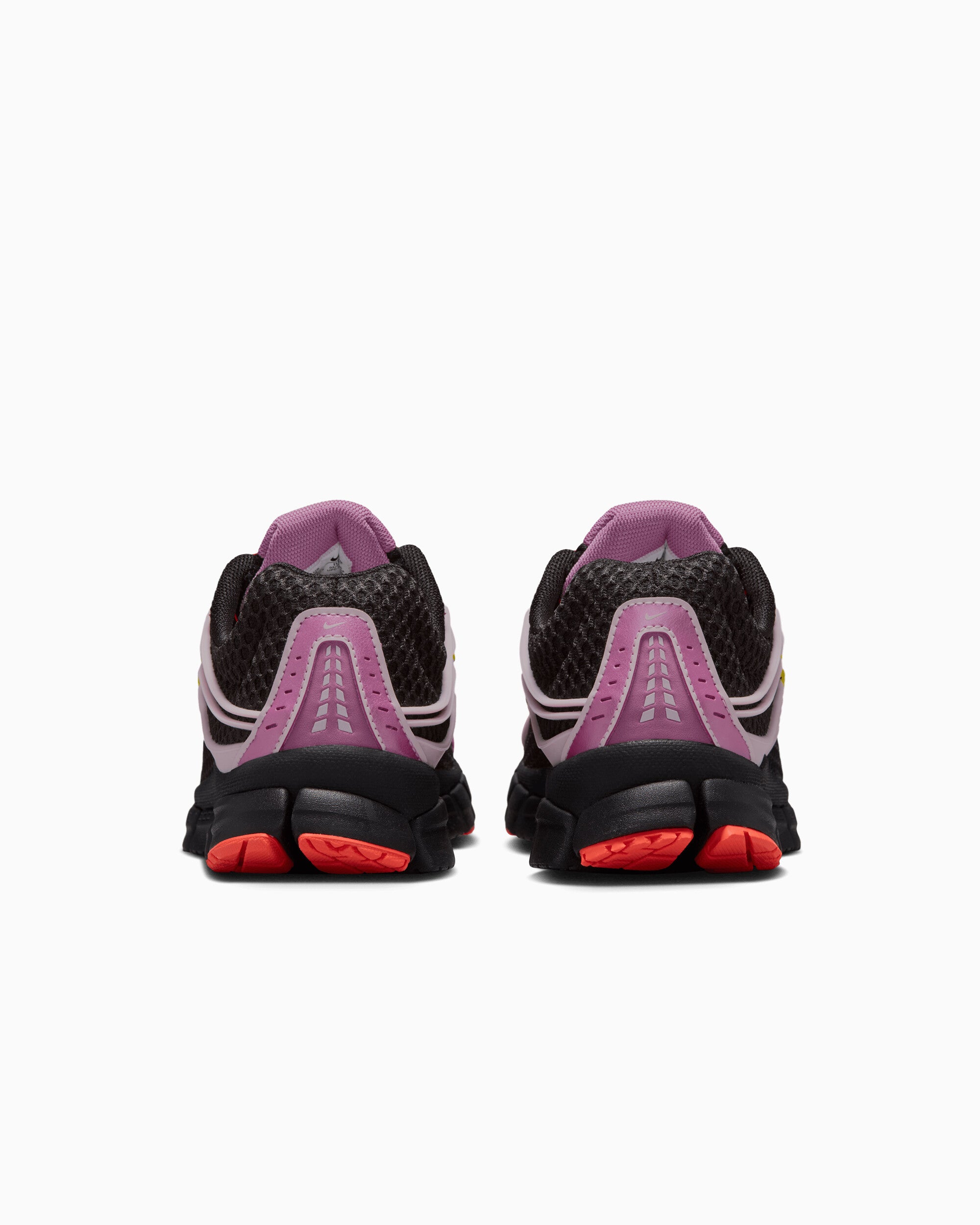 Sneakers Nike Women's Zoom Skylon 11 - IU7360-003