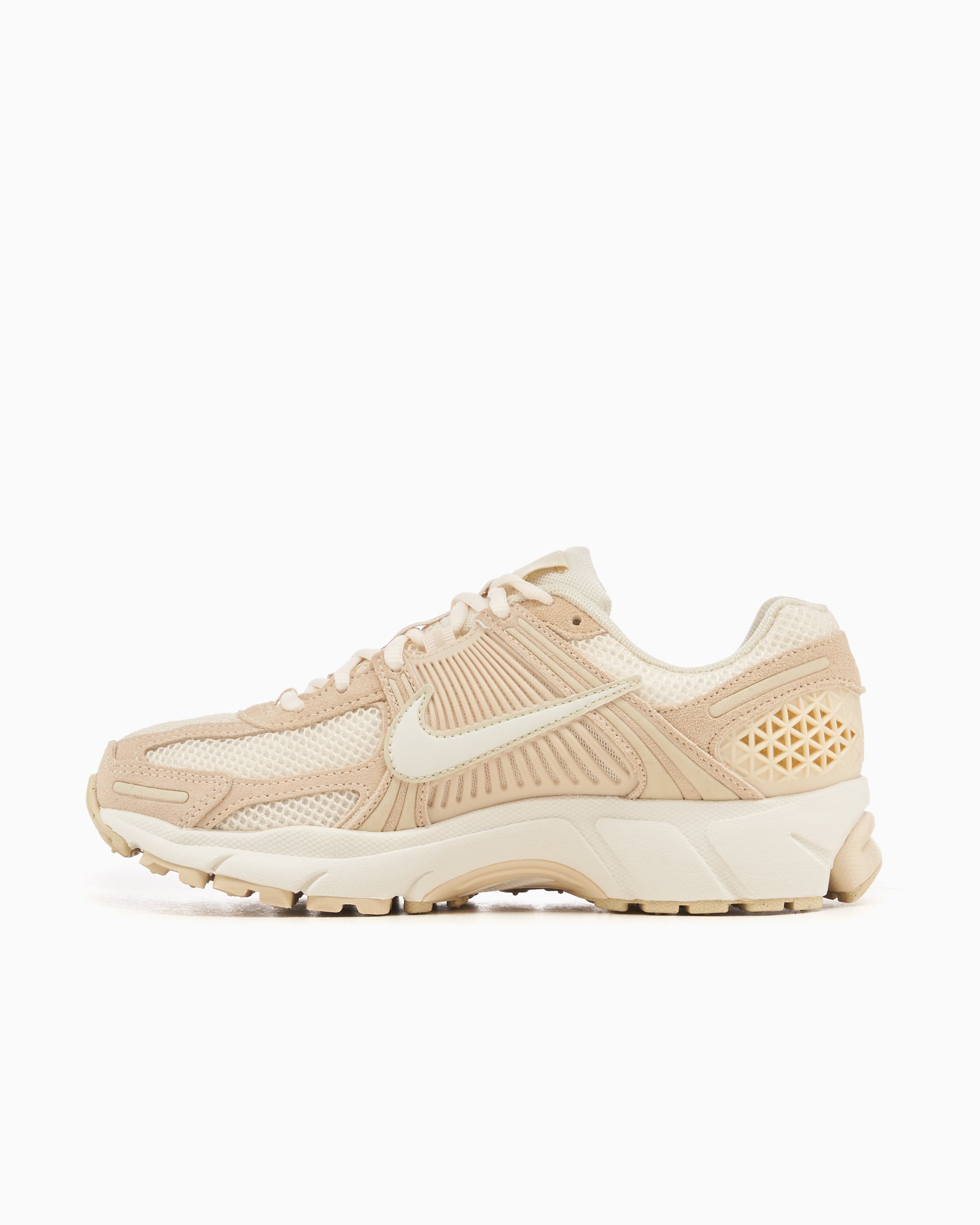 Sneakers Nike Women's Zoom Vomero 5 "Beach" - HQ0458-200