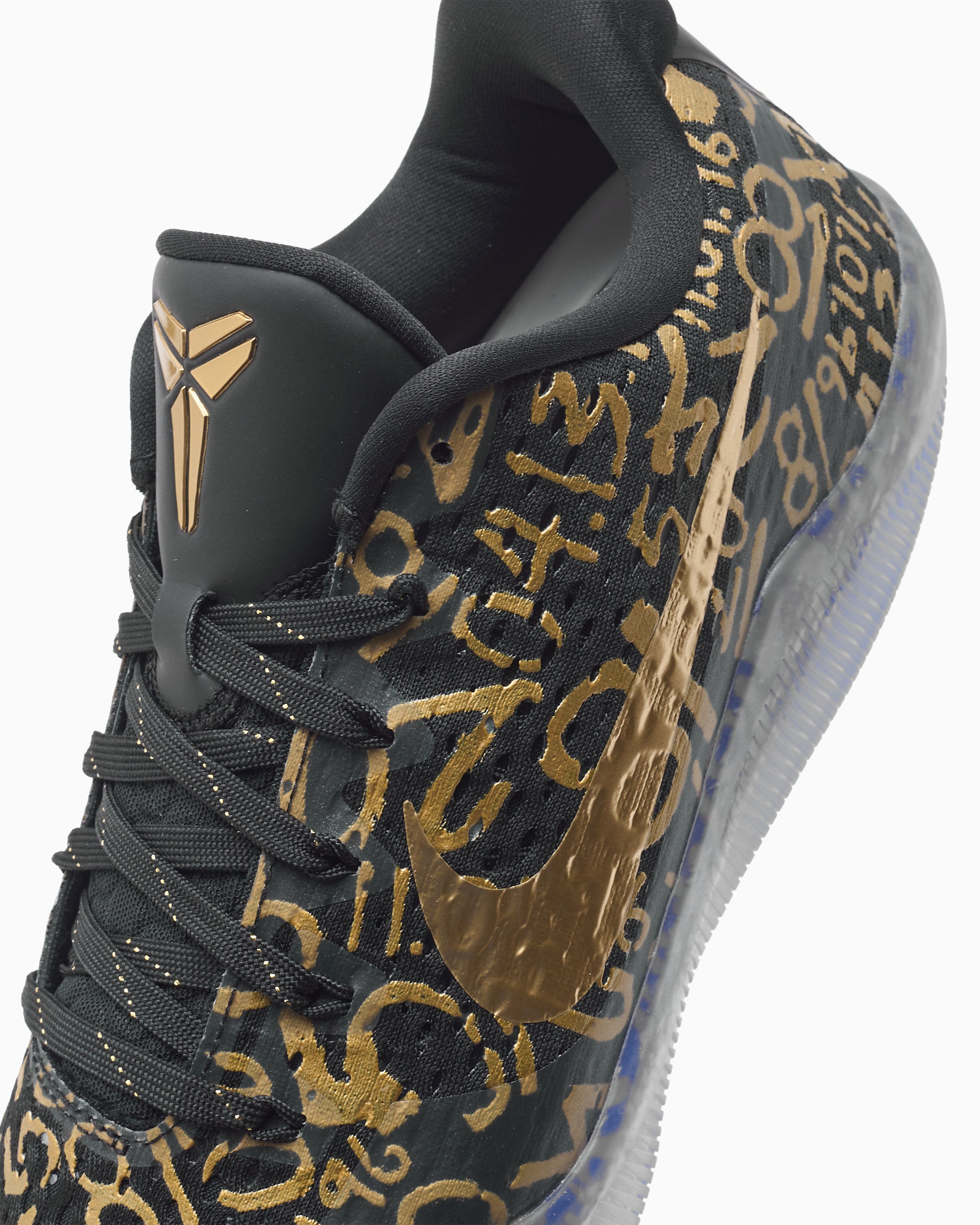 Sneakers Nike x Kobe Bryant 11 EM Protro "Mamba Out" - IU4902-900