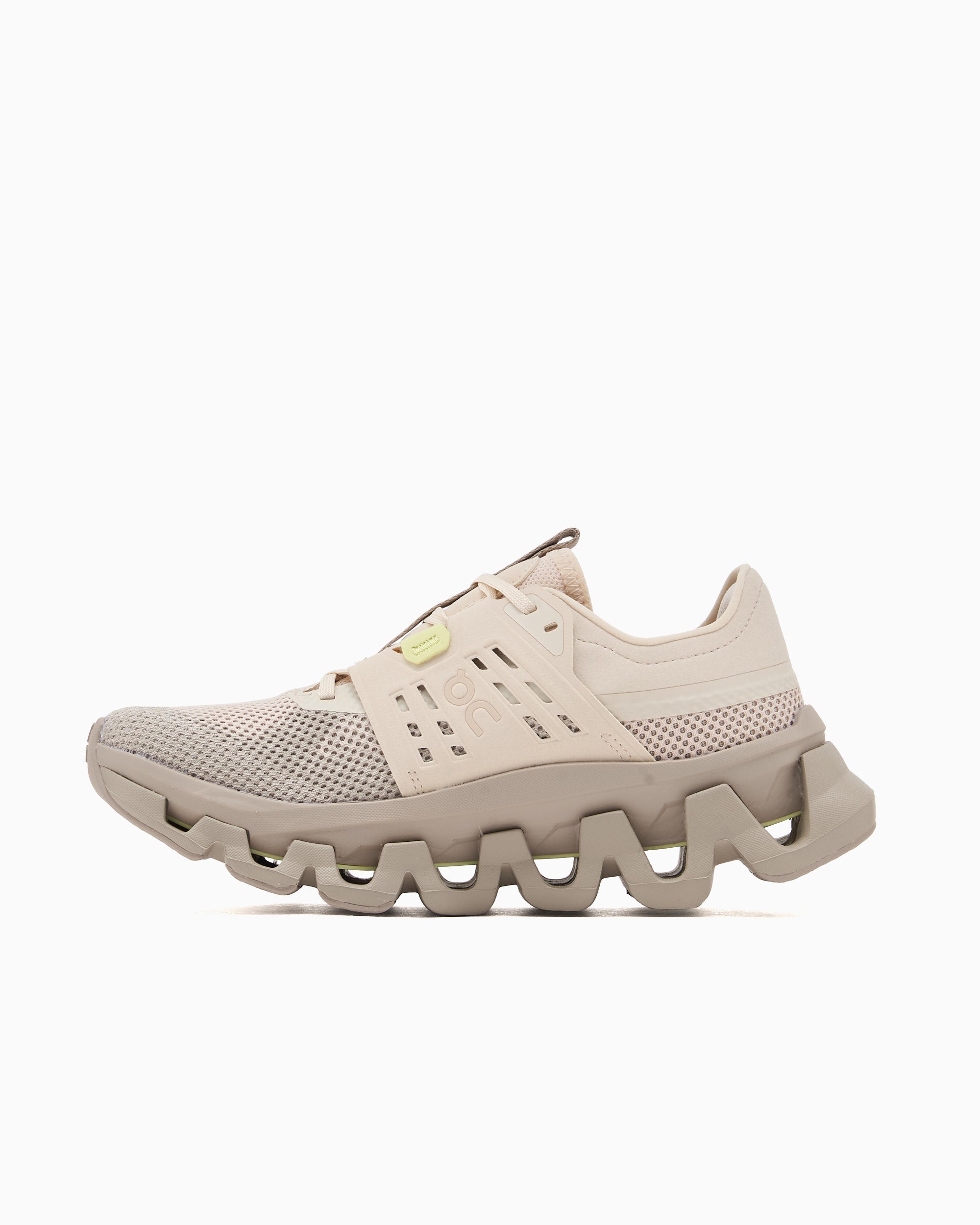 Sneakers On Women's Cloudswift Amp - 3WG10394884