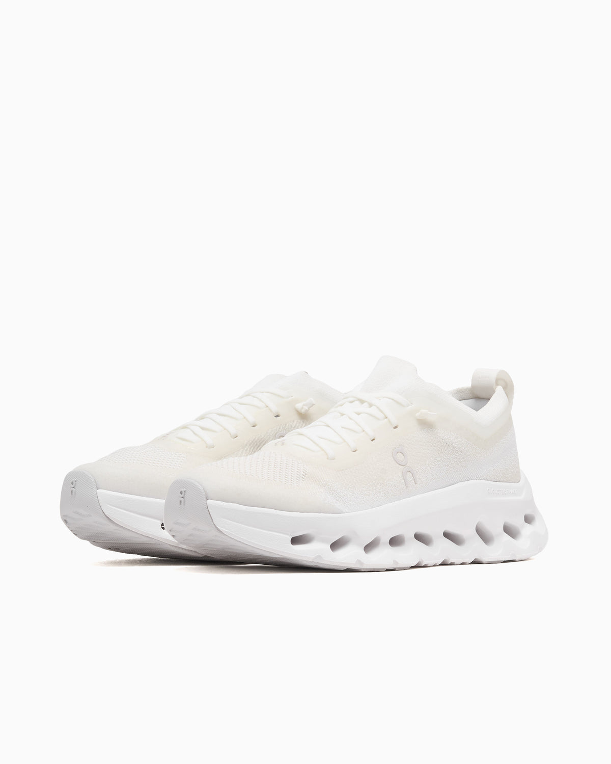 Sneakers On Women's Cloudtilt Moon - 3WF30420664