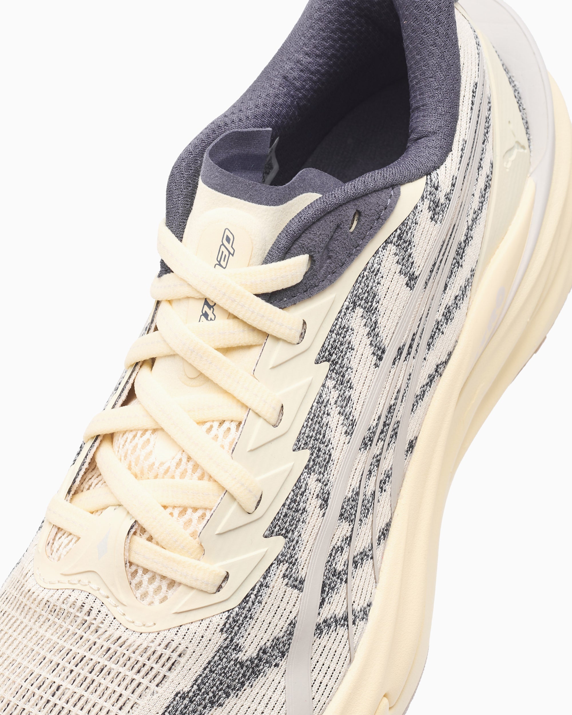 Sneakers Puma Women's Deviate Nitro 4 - 312124-30