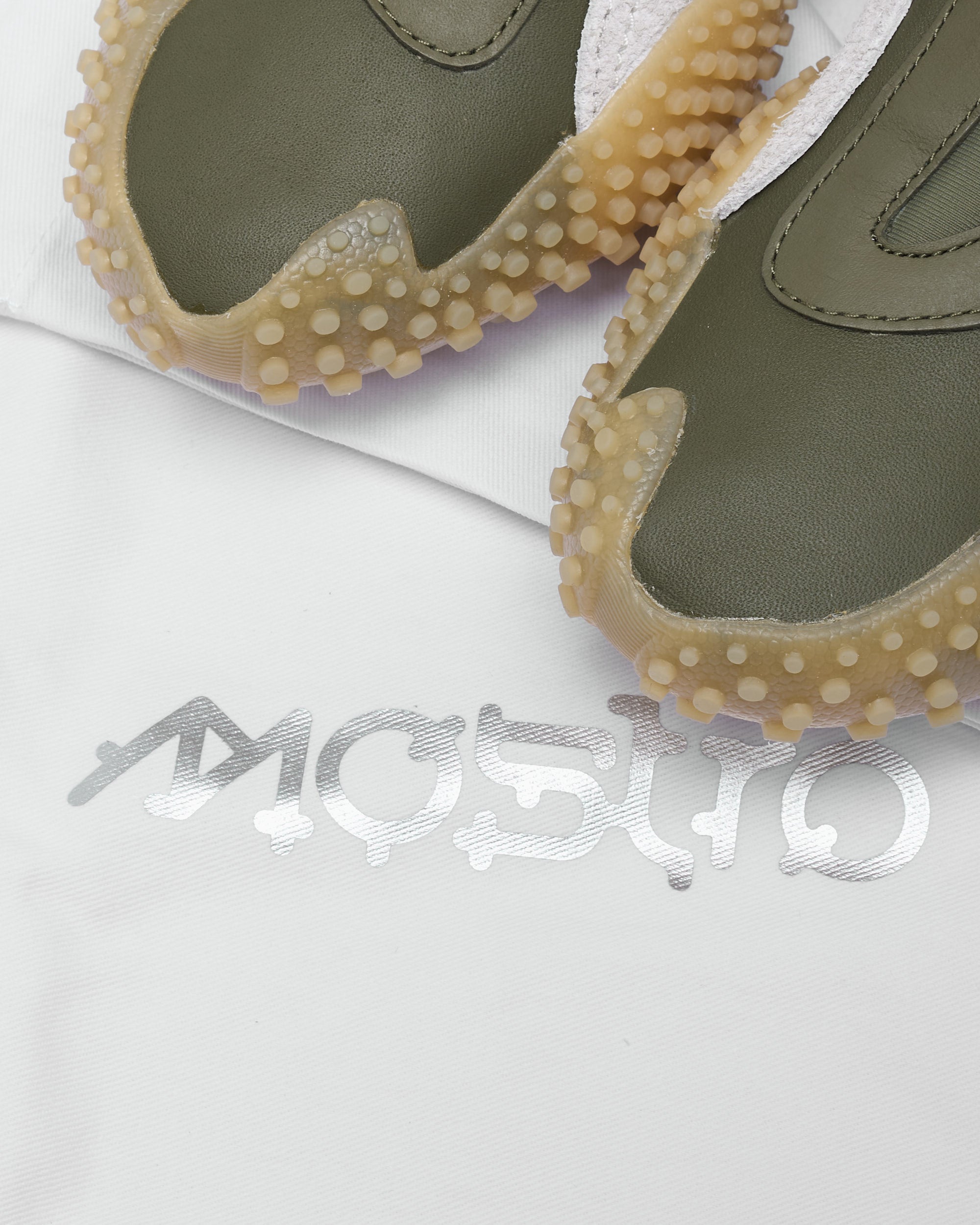 Sneakers Puma Women's Mostro Move - 405131-03