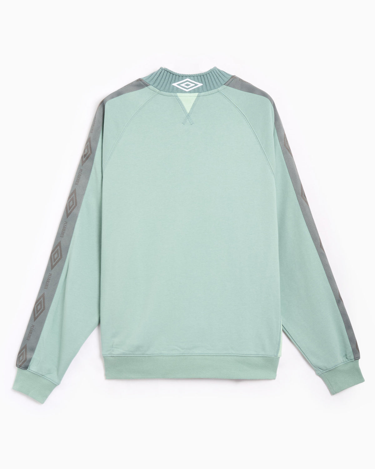 Sweatshirts Pleasures x Umbro Icons Logo Boxy Men's Sweatshirt - P26U005-SAGE
