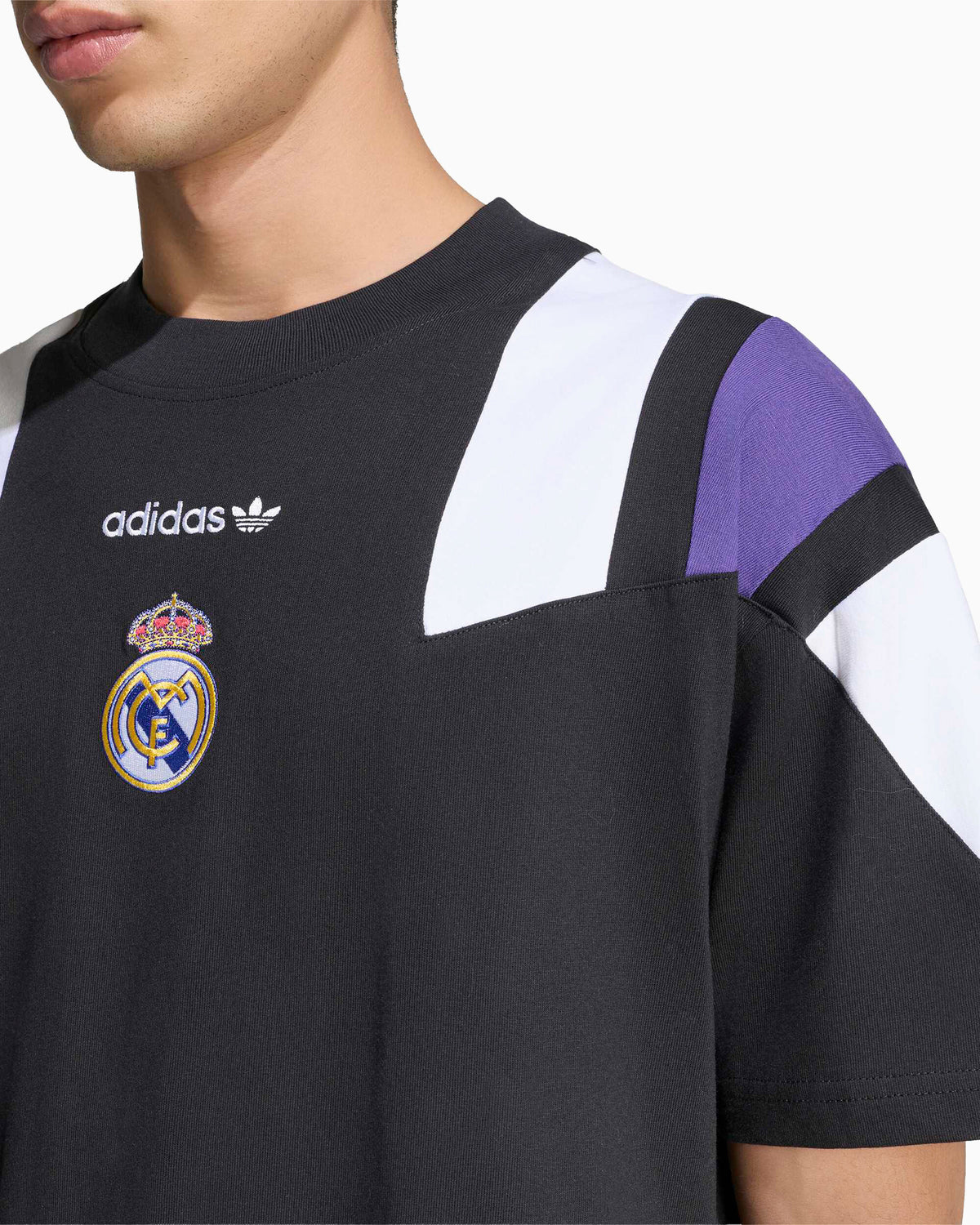 T-Shirts adidas Originals Real Madrid C.F. EQT Relaxed Men's T-Shirt - KG5375