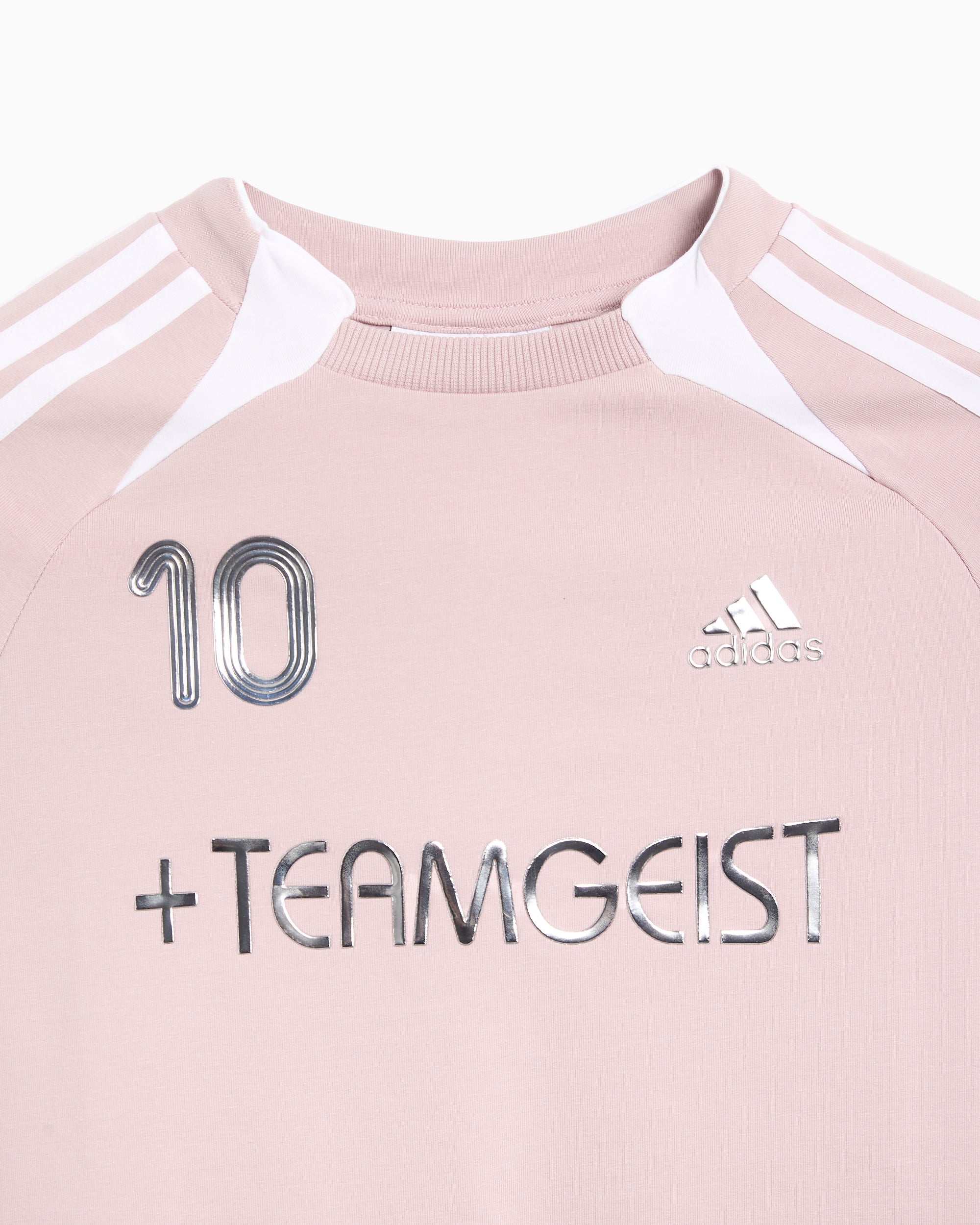 T-Shirts adidas Originals Teamgeist Crop Women's T-Shirt - KE9811